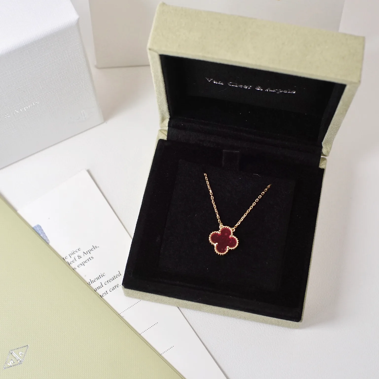 Бижутерия Van Cleef & Arpels 18389764