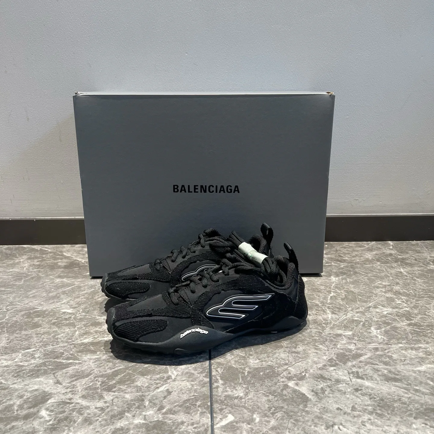 Кроссовки Женские Balenciaga 10028438