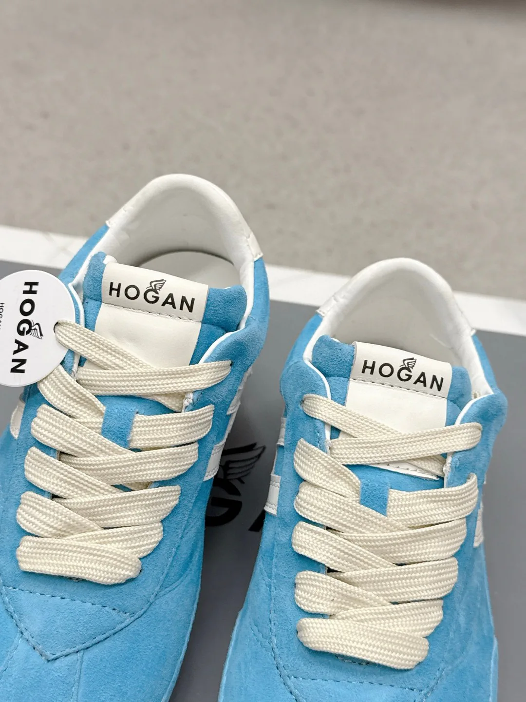 Кроссовки Женские Hogan 13077343