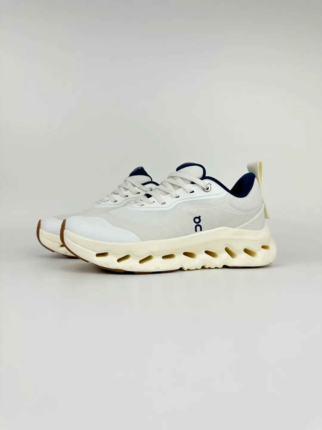 Кроссовки Женские Loewe 11228563