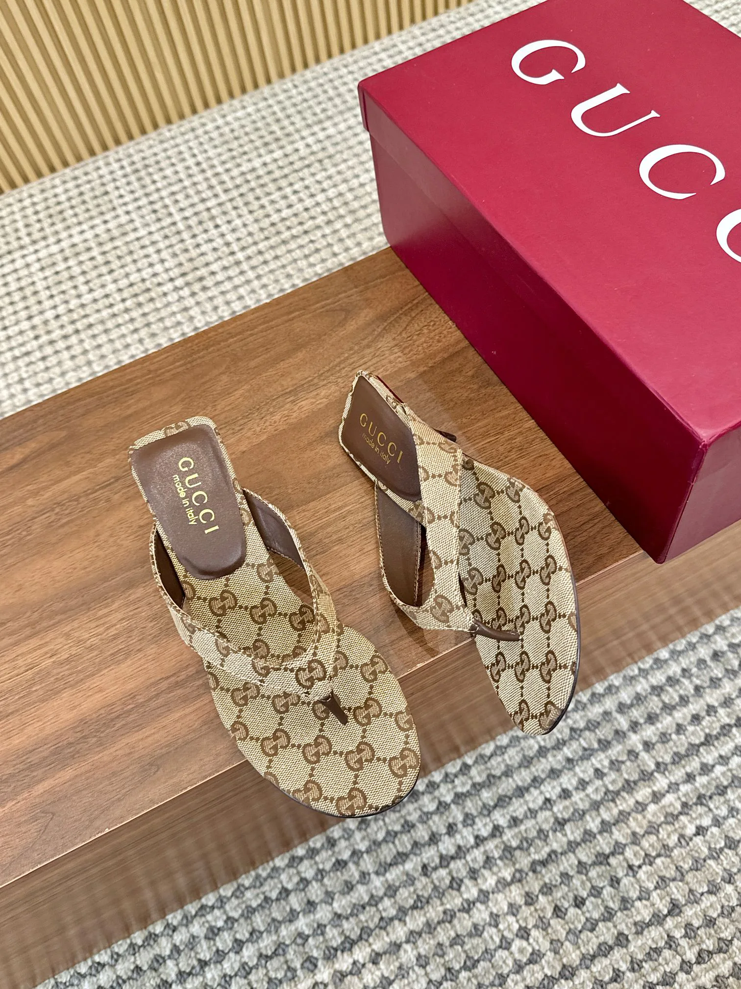 Босоножки Женские Gucci 13480533