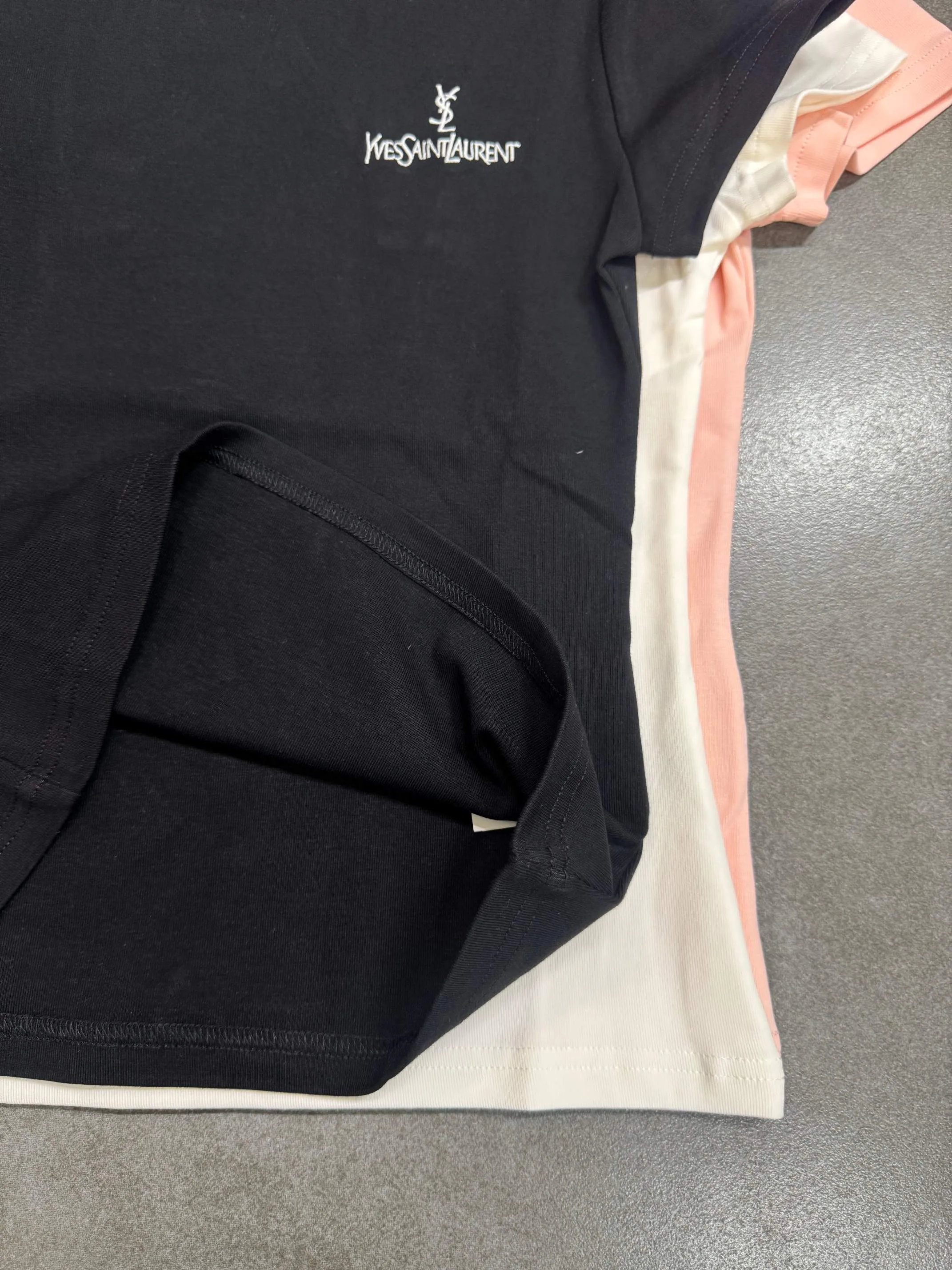 Футболки Женские Saint Laurent 13278719