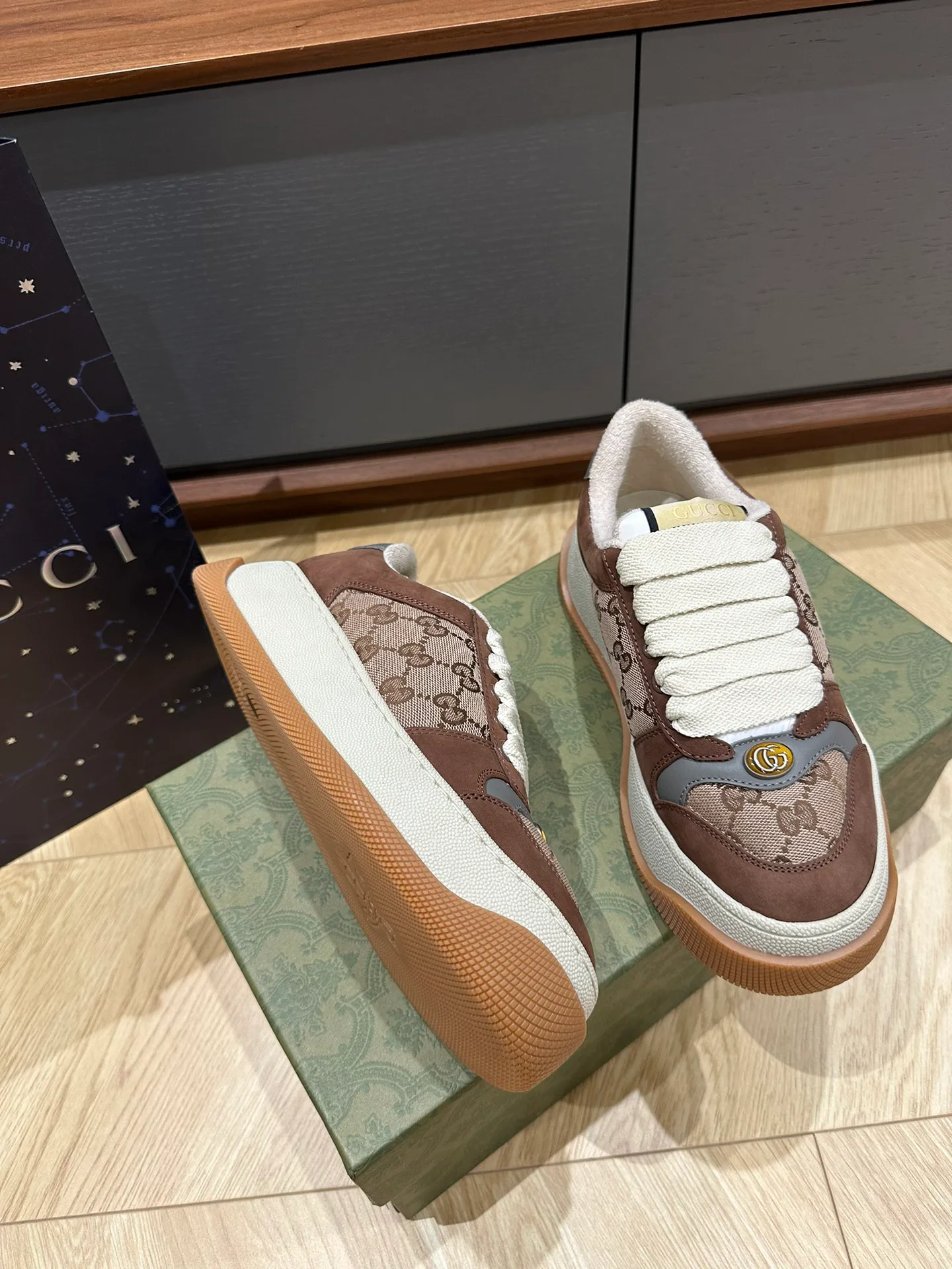 Кроссовки Женские Gucci 1331227