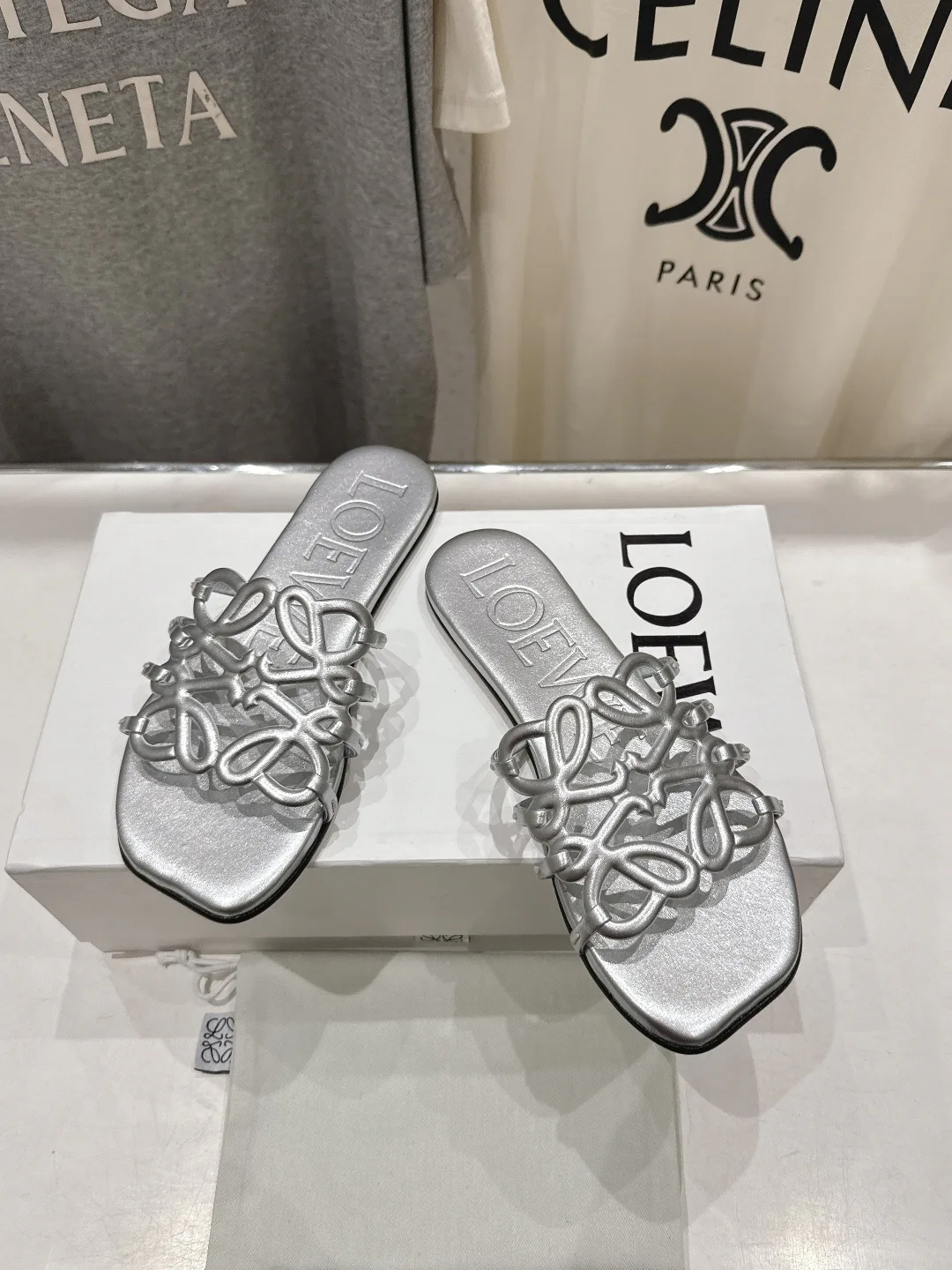 Шлепанцы Женские Loewe 10895763