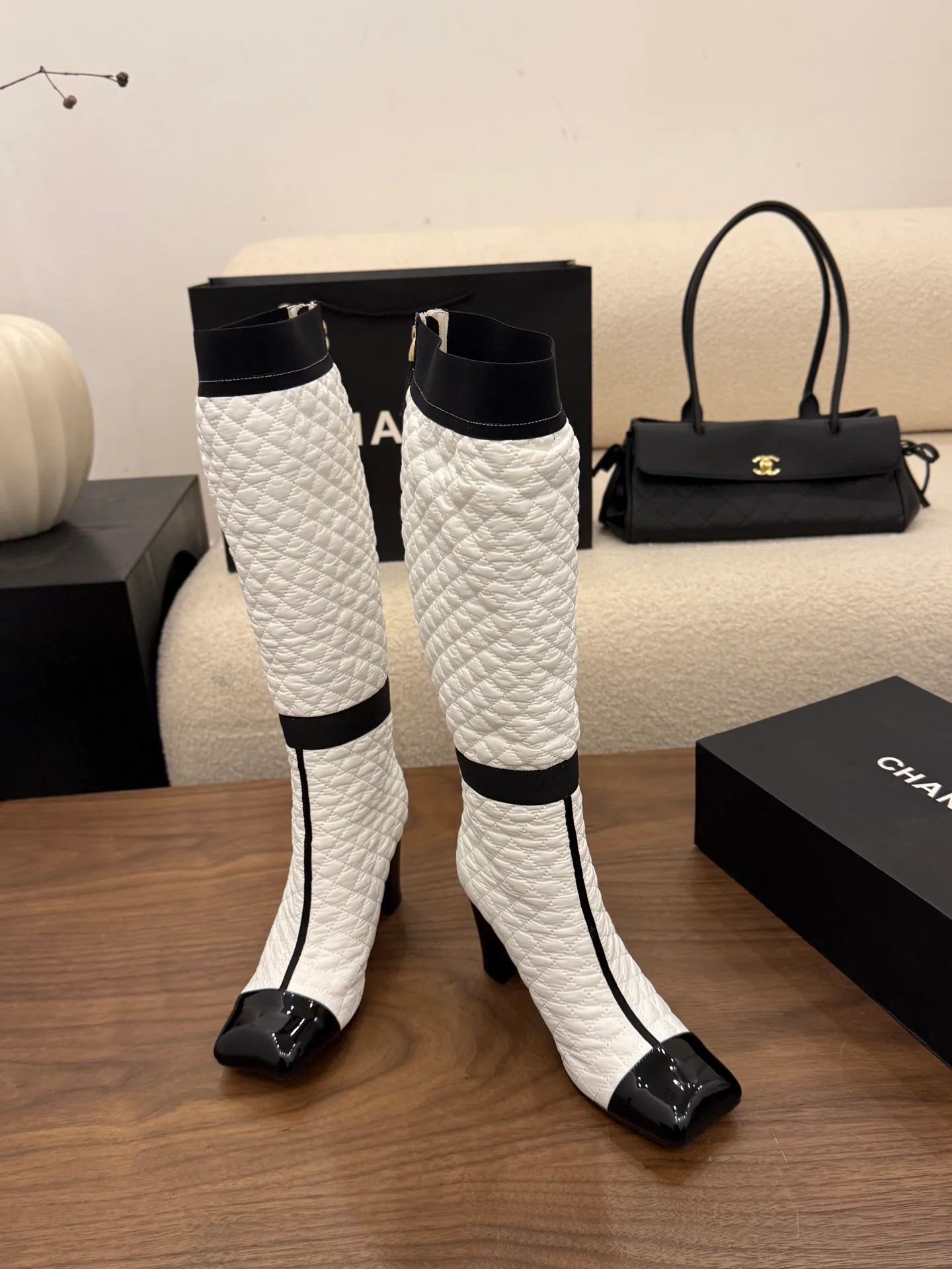 Сапоги Женские Chanel 19583597