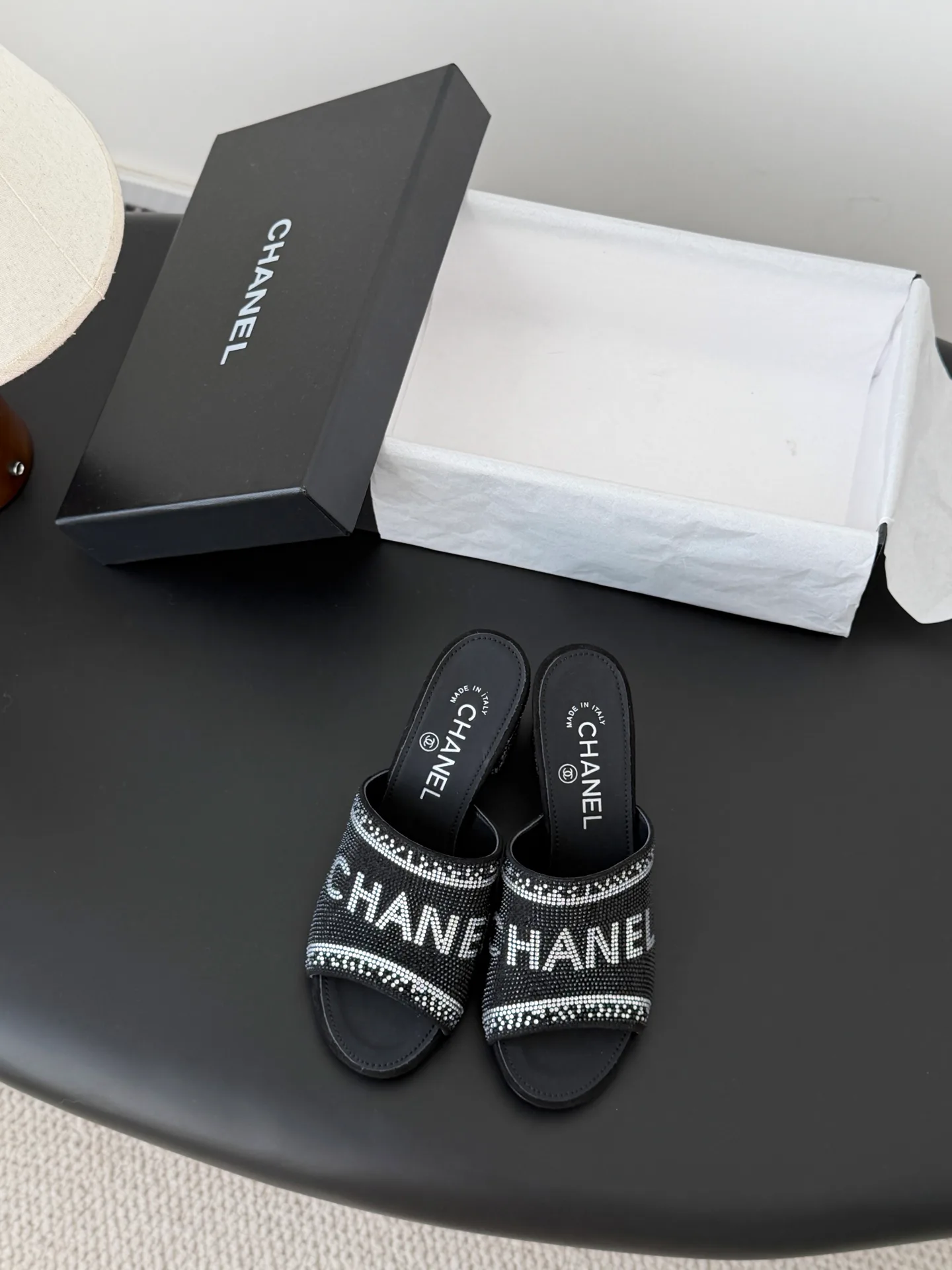 Босоножки Женские Chanel 11183476