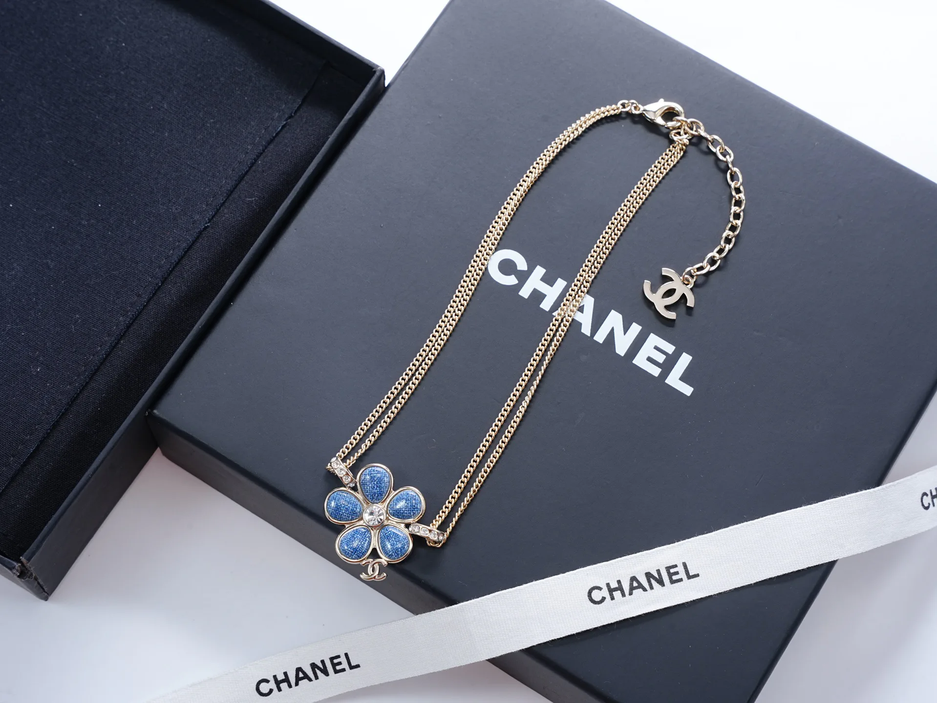 Бижутерия Chanel 693461