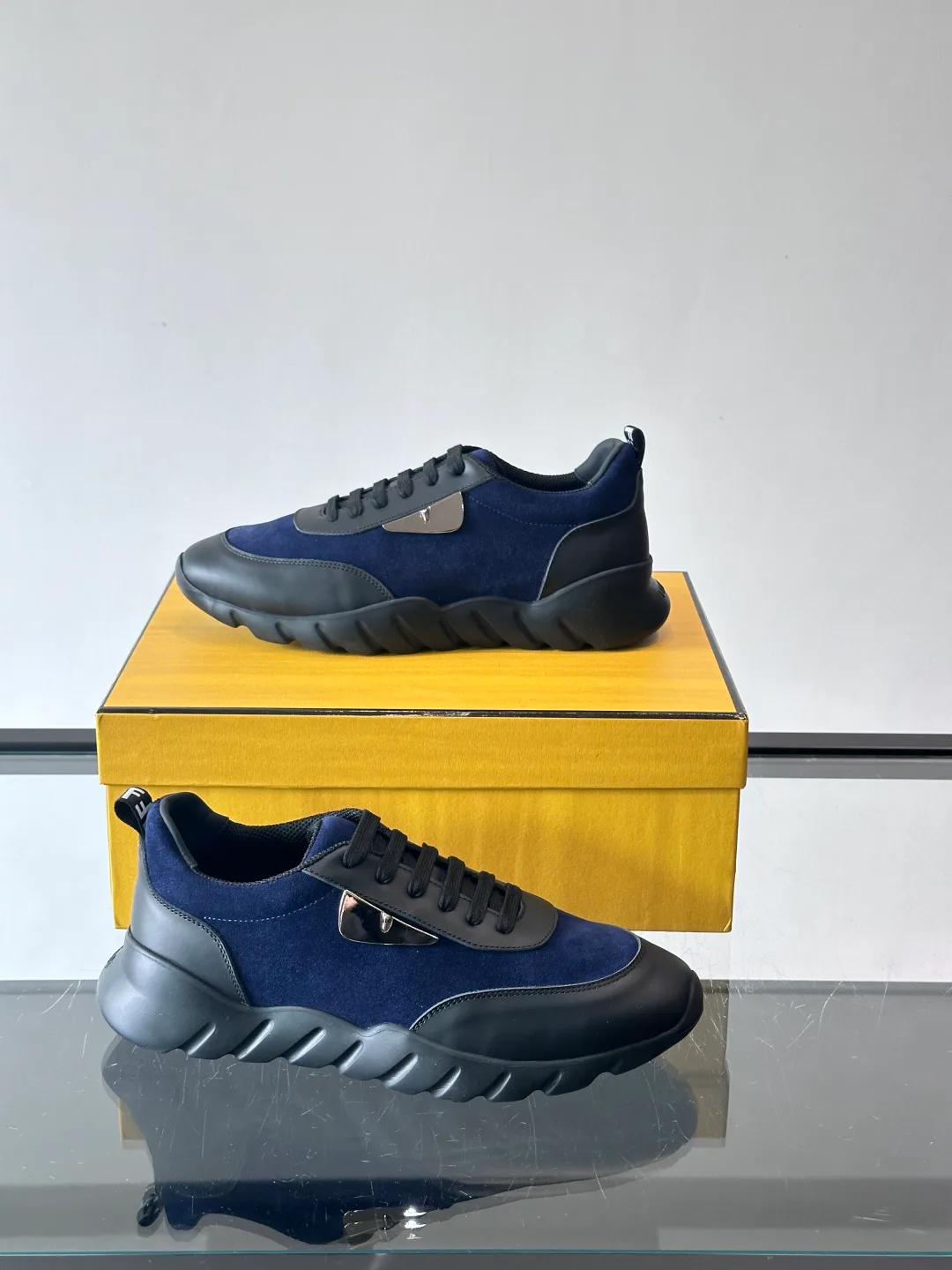 Кроссовки Мужские Fendi 5267119