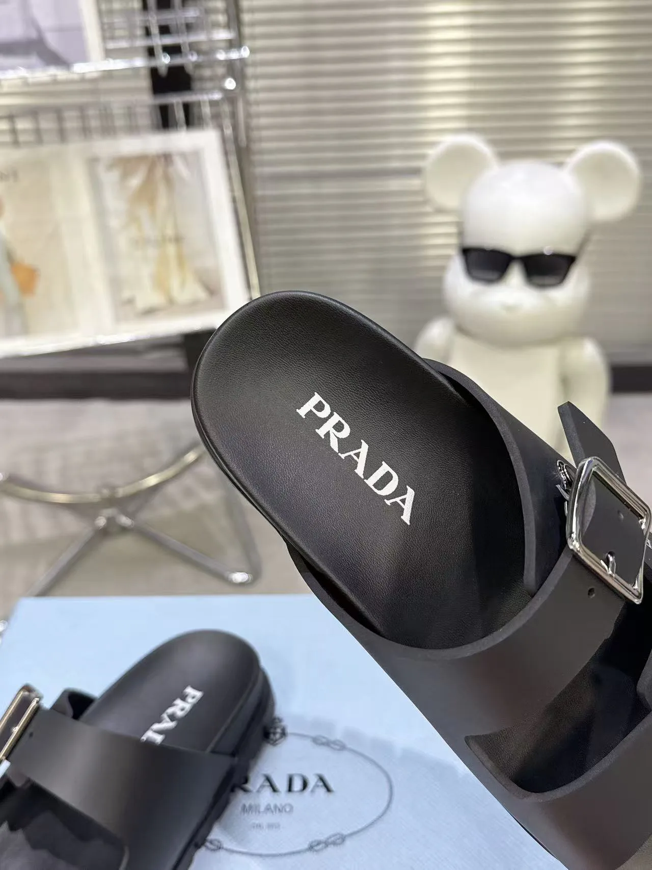 Шлепанцы Женские Prada 10270244