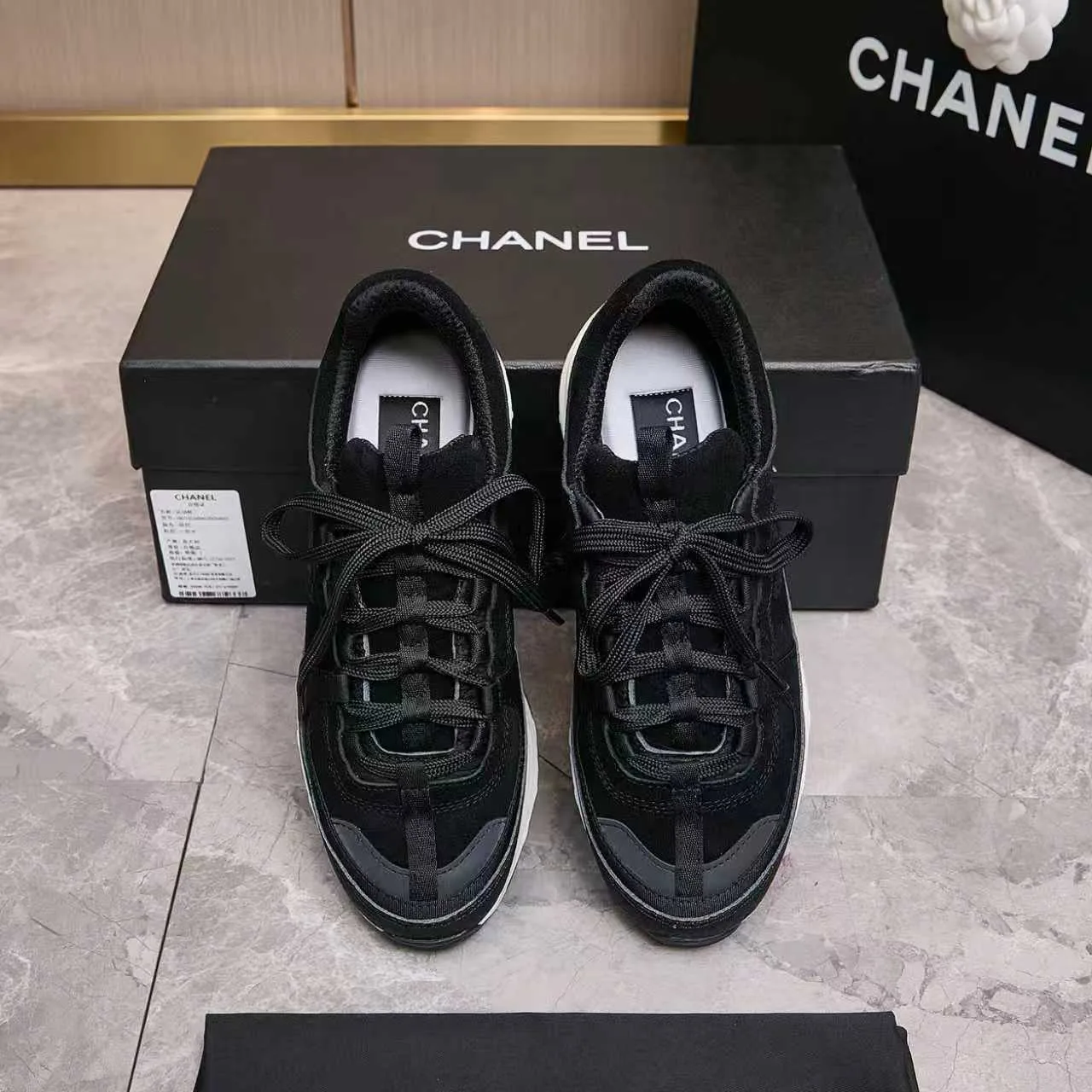 Кроссовки Женские Chanel 10515983