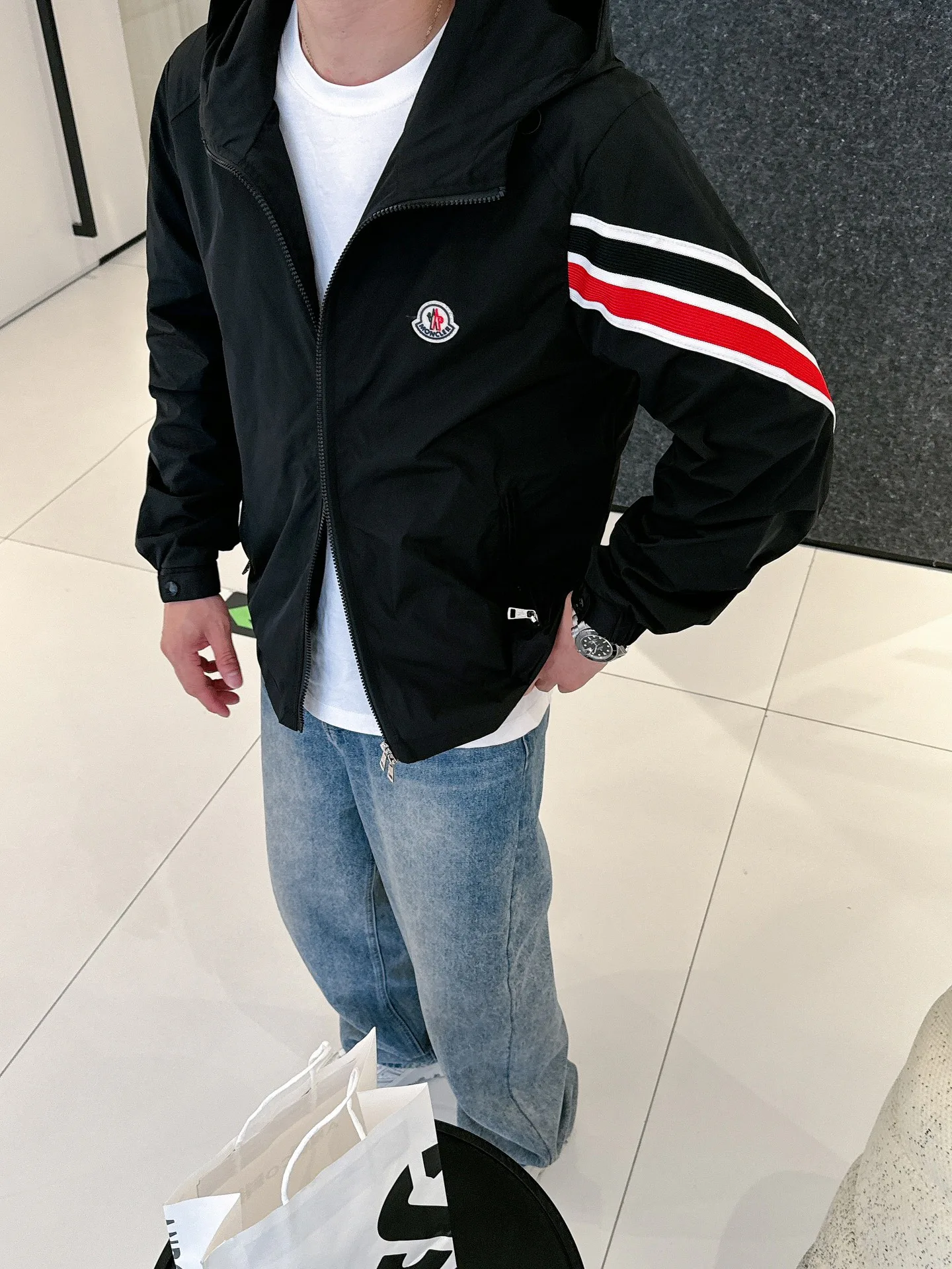 Куртки И Пуховики Мужские Moncler 4734122