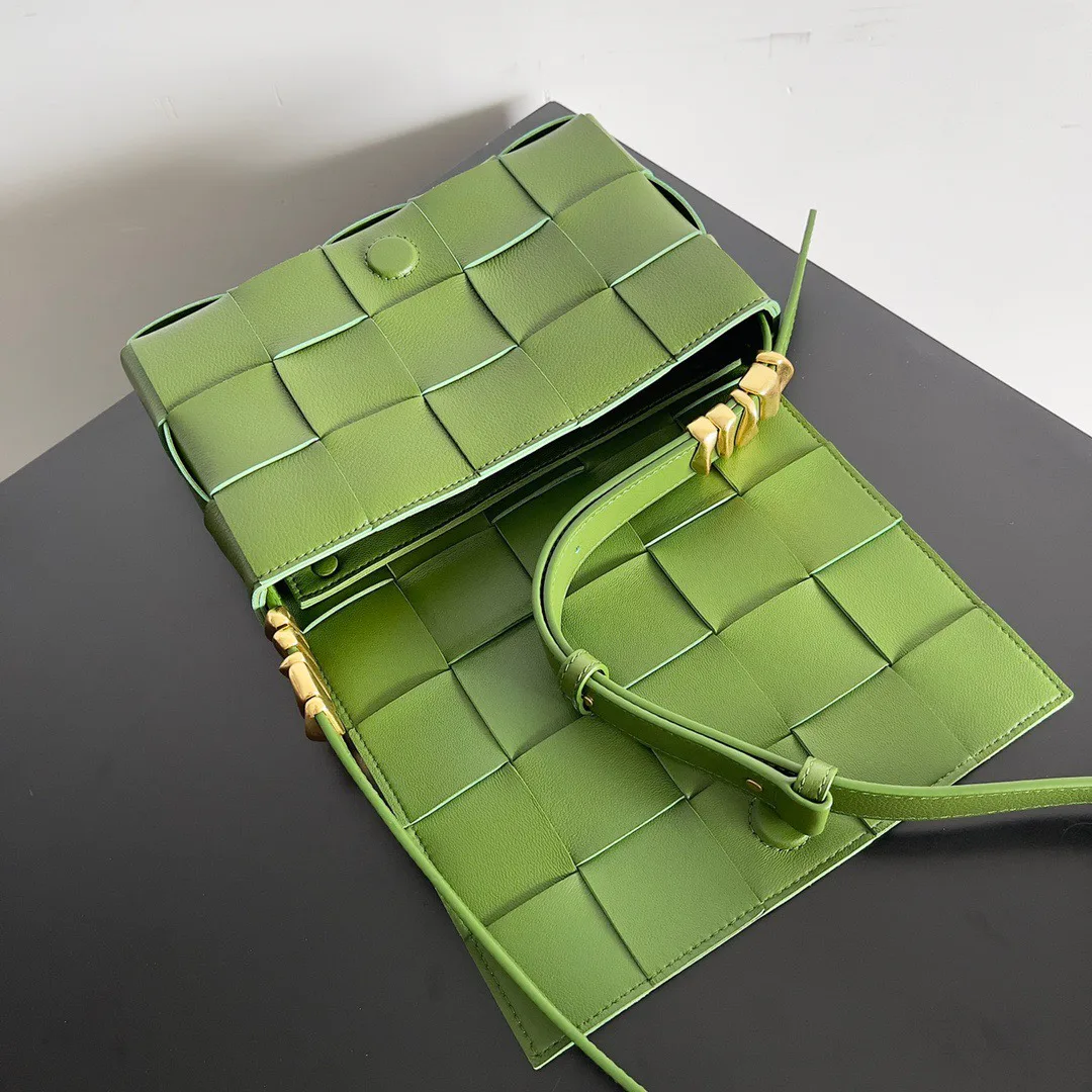 Сумки На Ремне Женские Fendi 1479770