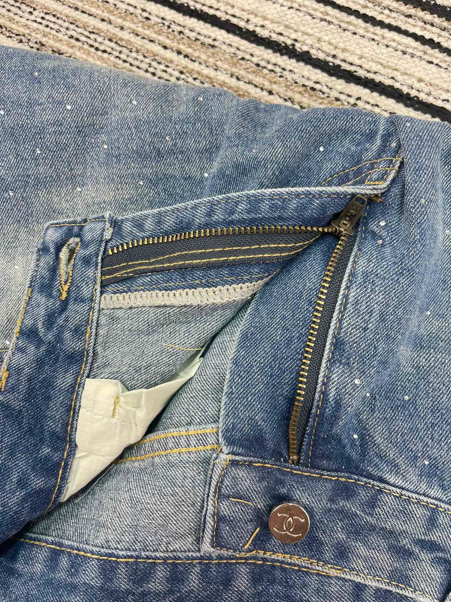 Джинсы Женские Chanel 11646427