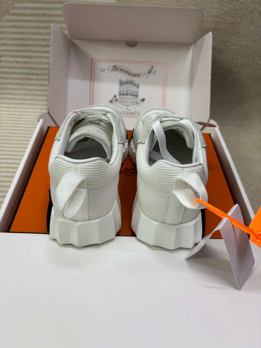 Кроссовки Мужские Hermes 17566528