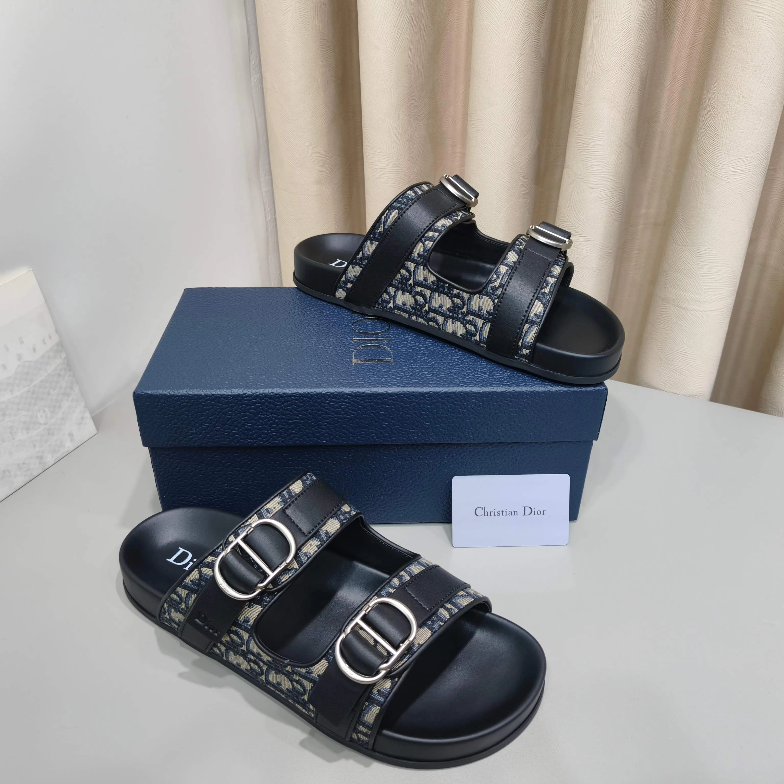Сандалии Мужские Christian Dior 17988859