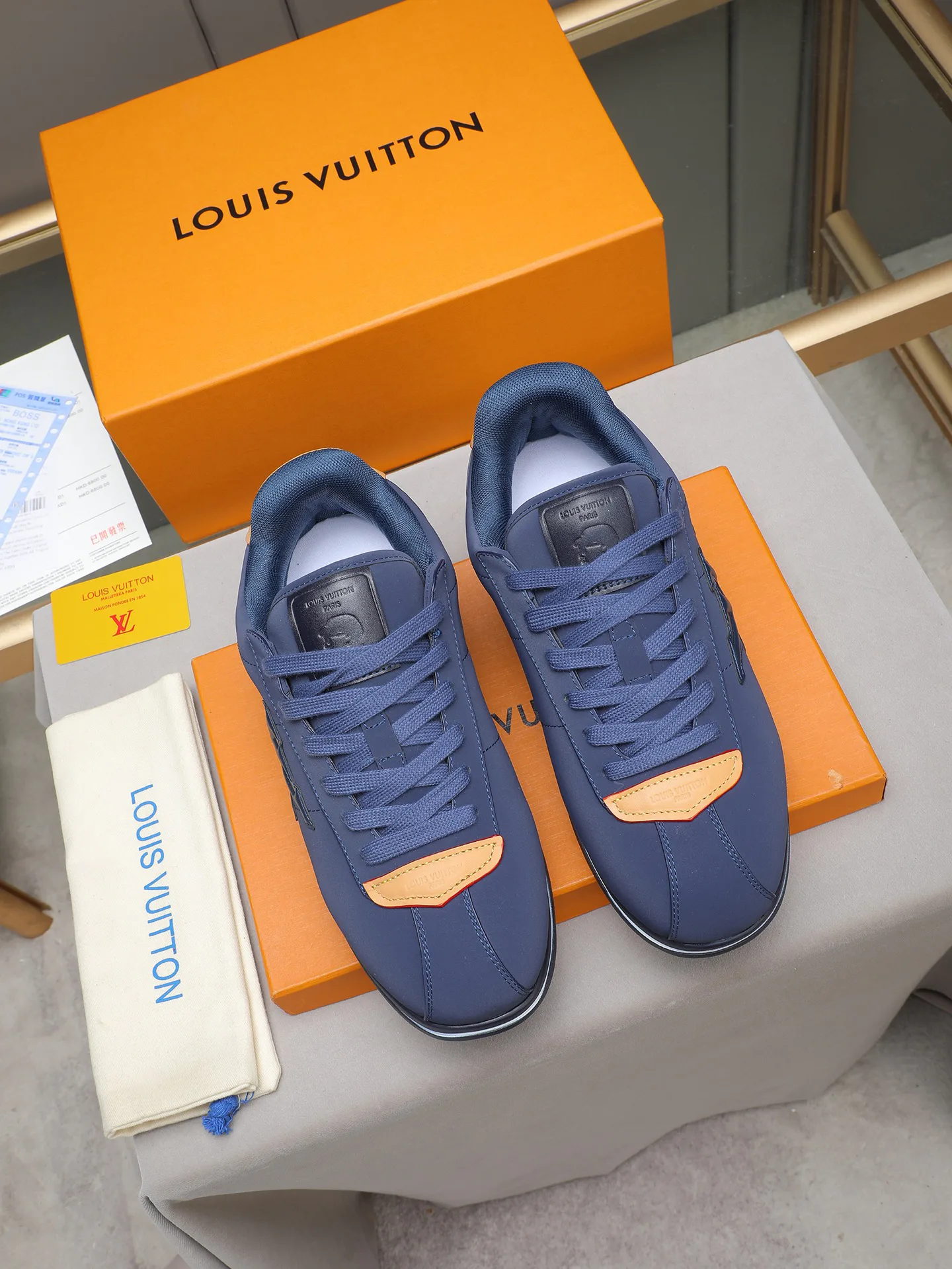 Кроссовки Мужские Louis Vuitton 11490461