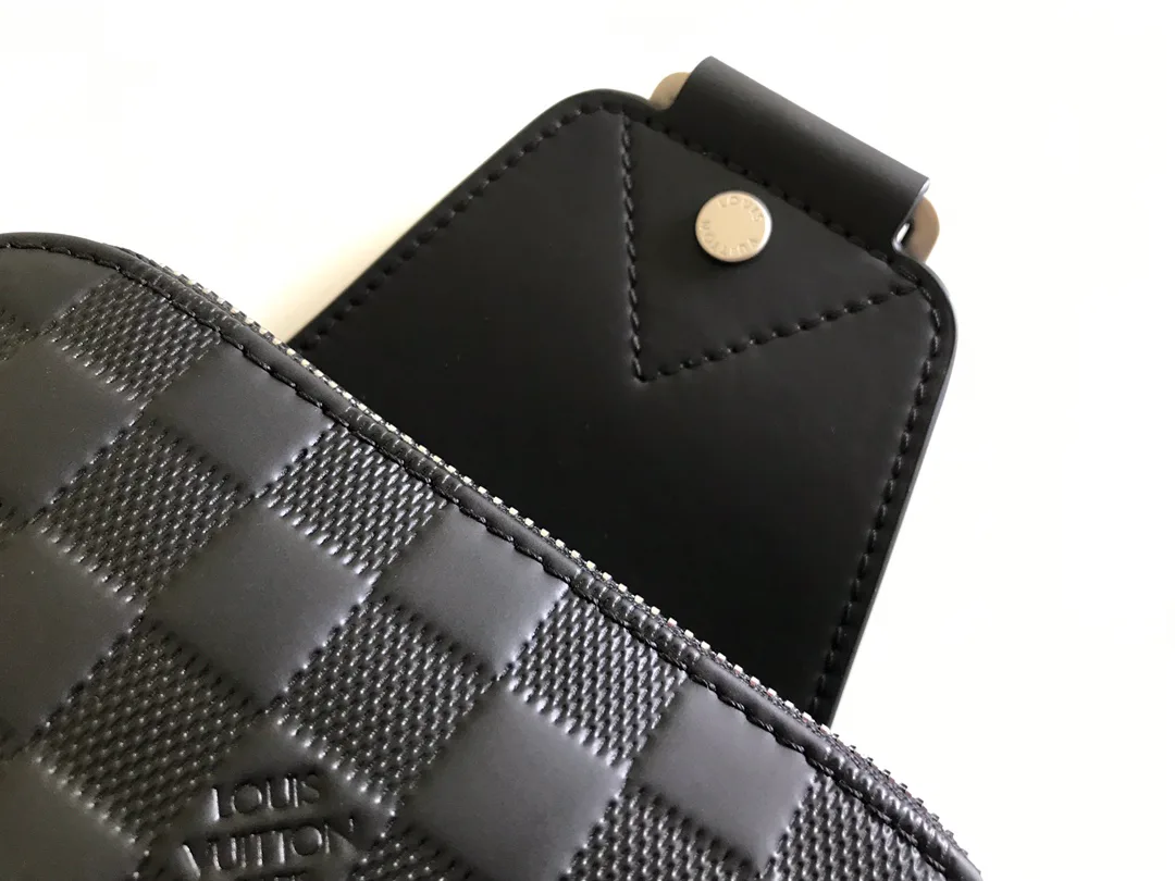 Барсетки Мужские Louis Vuitton 18558446