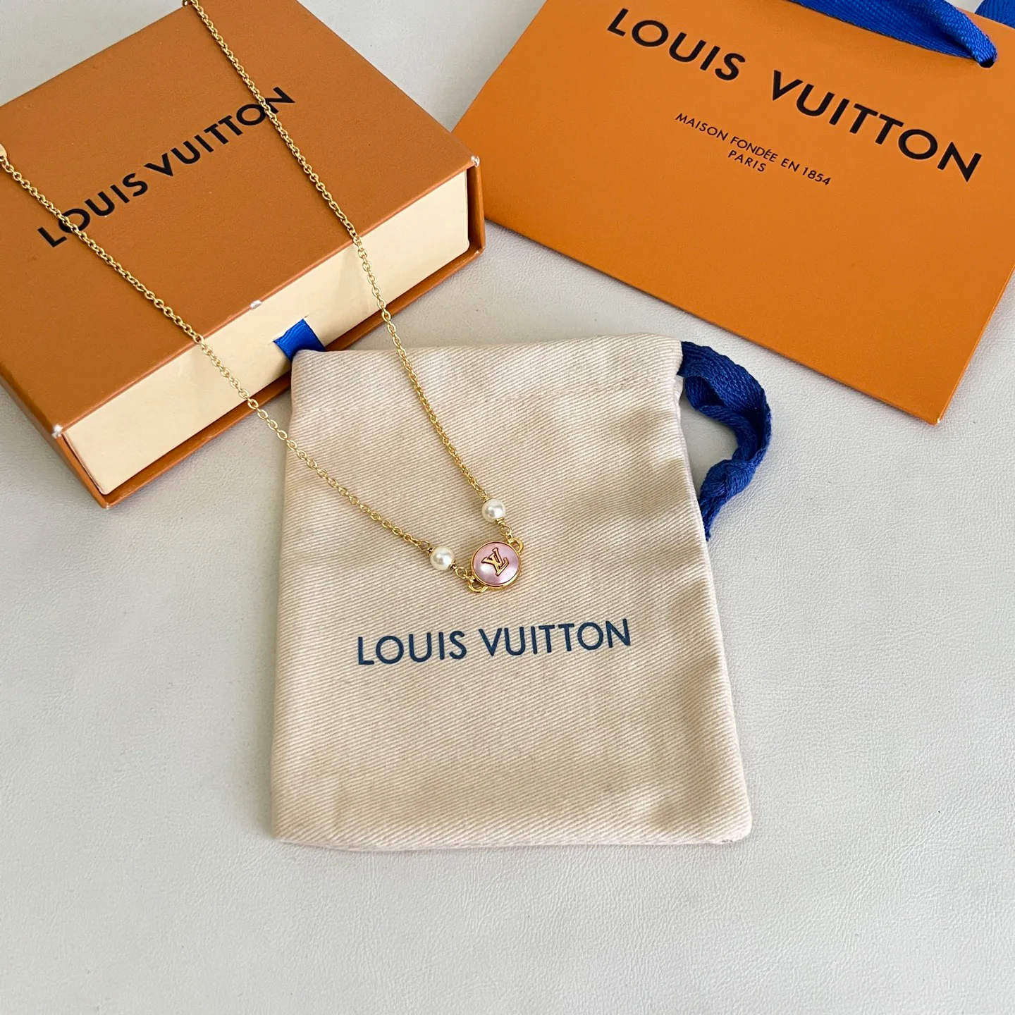 Бижутерия Louis Vuitton 17734051