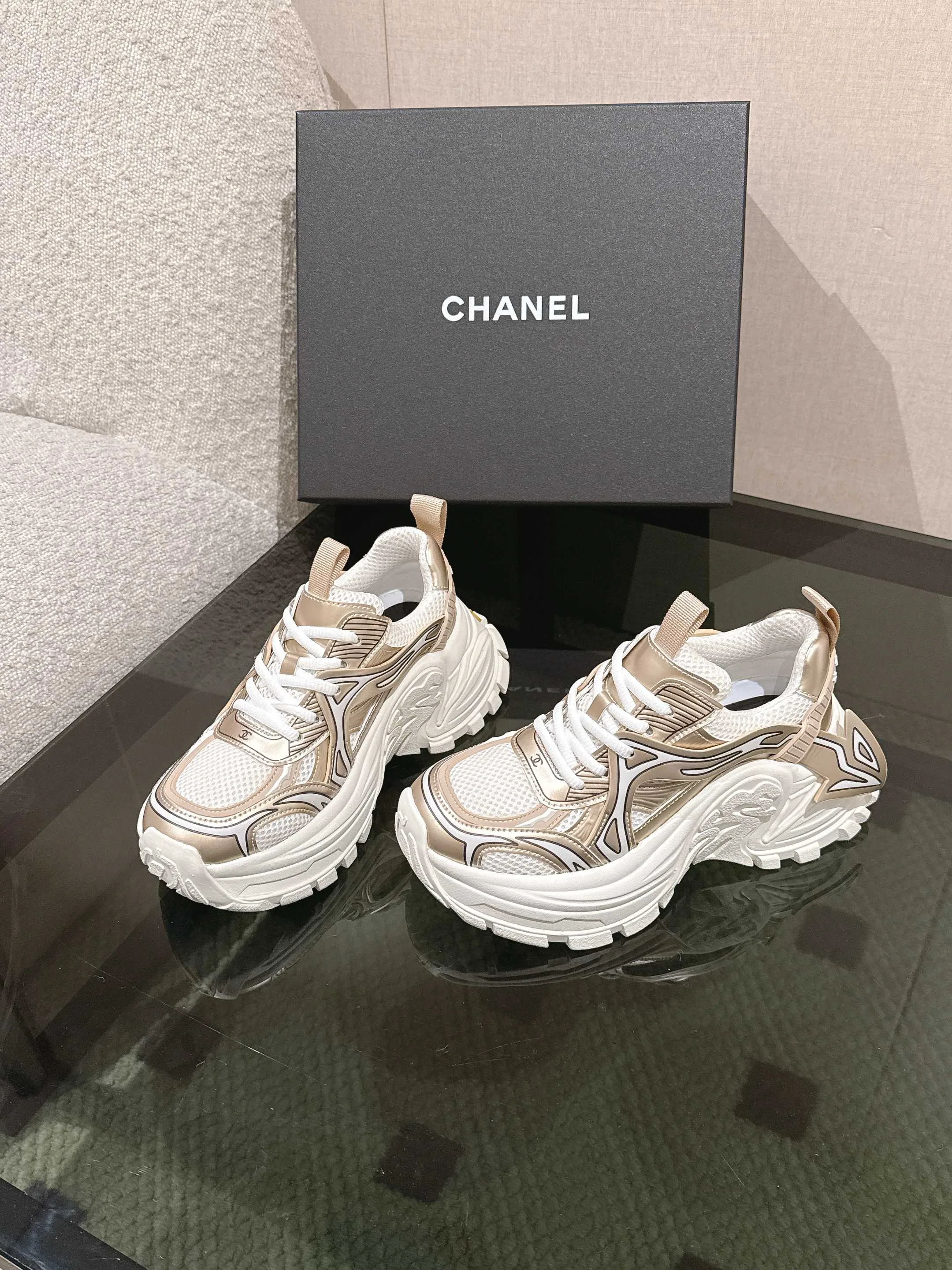 Кроссовки Женские Saint Laurent 5022467