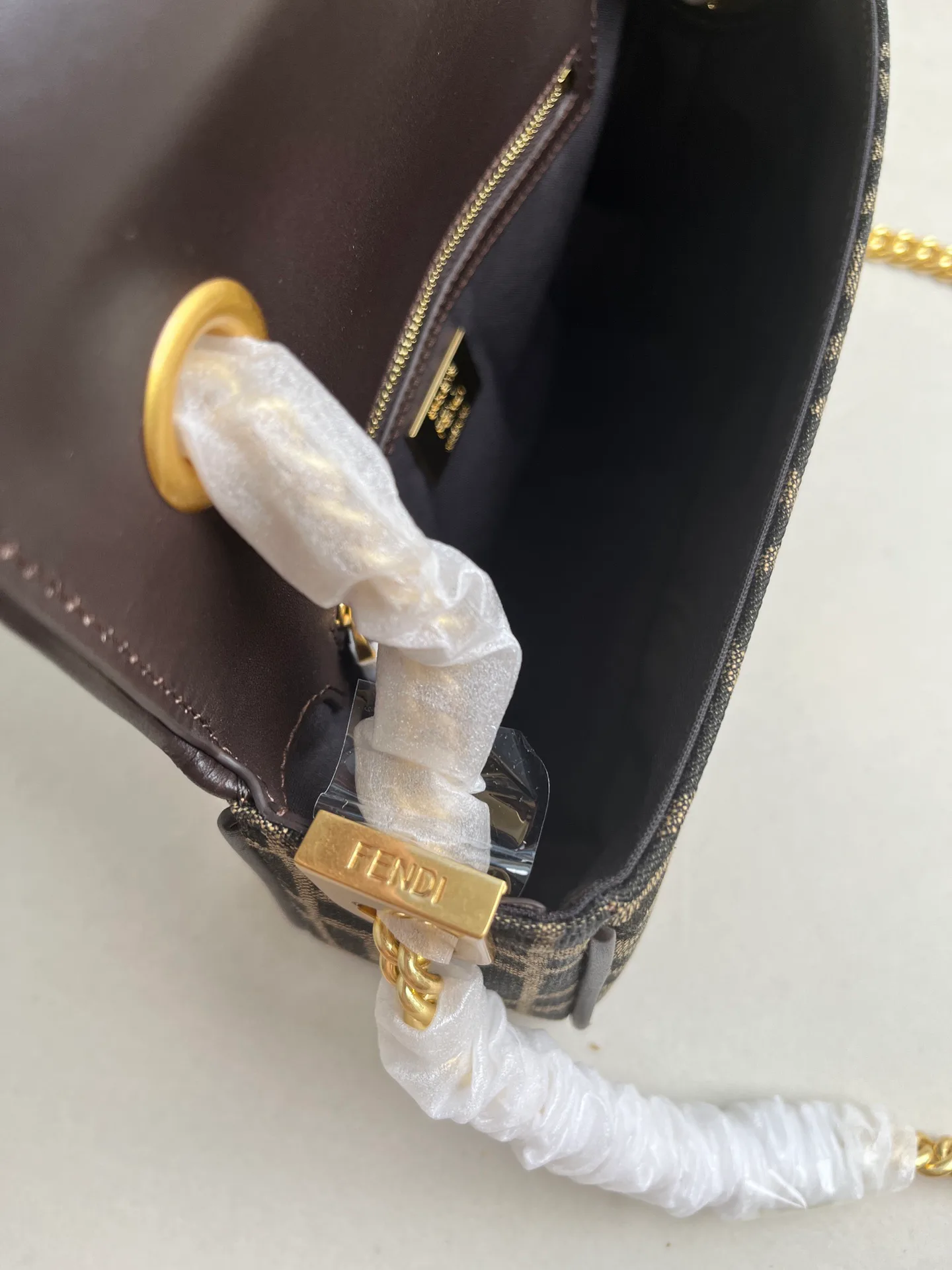 Классические Сумки Женские Fendi 17542201