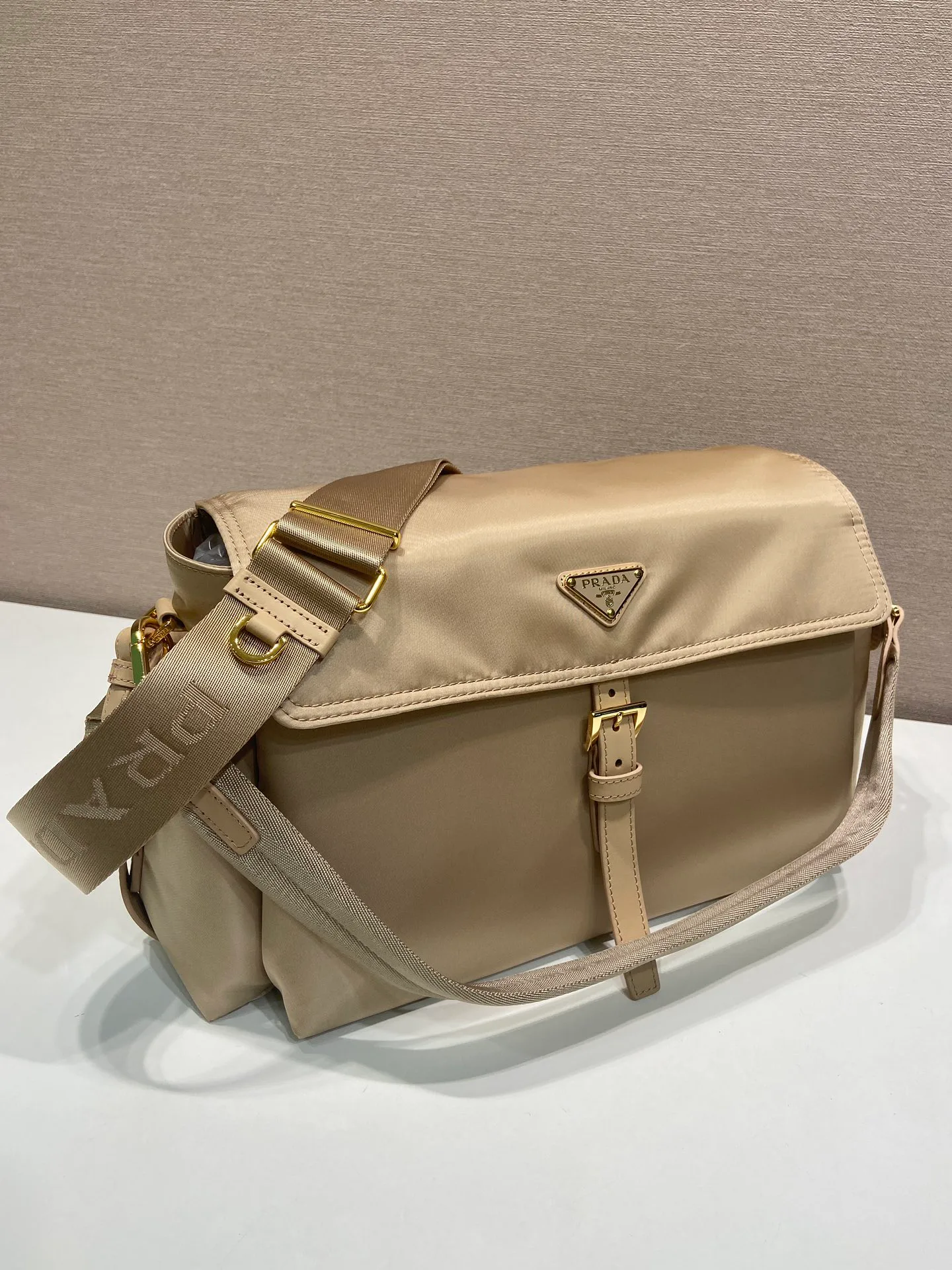 Сумки На Ремне Женские Prada 11409644