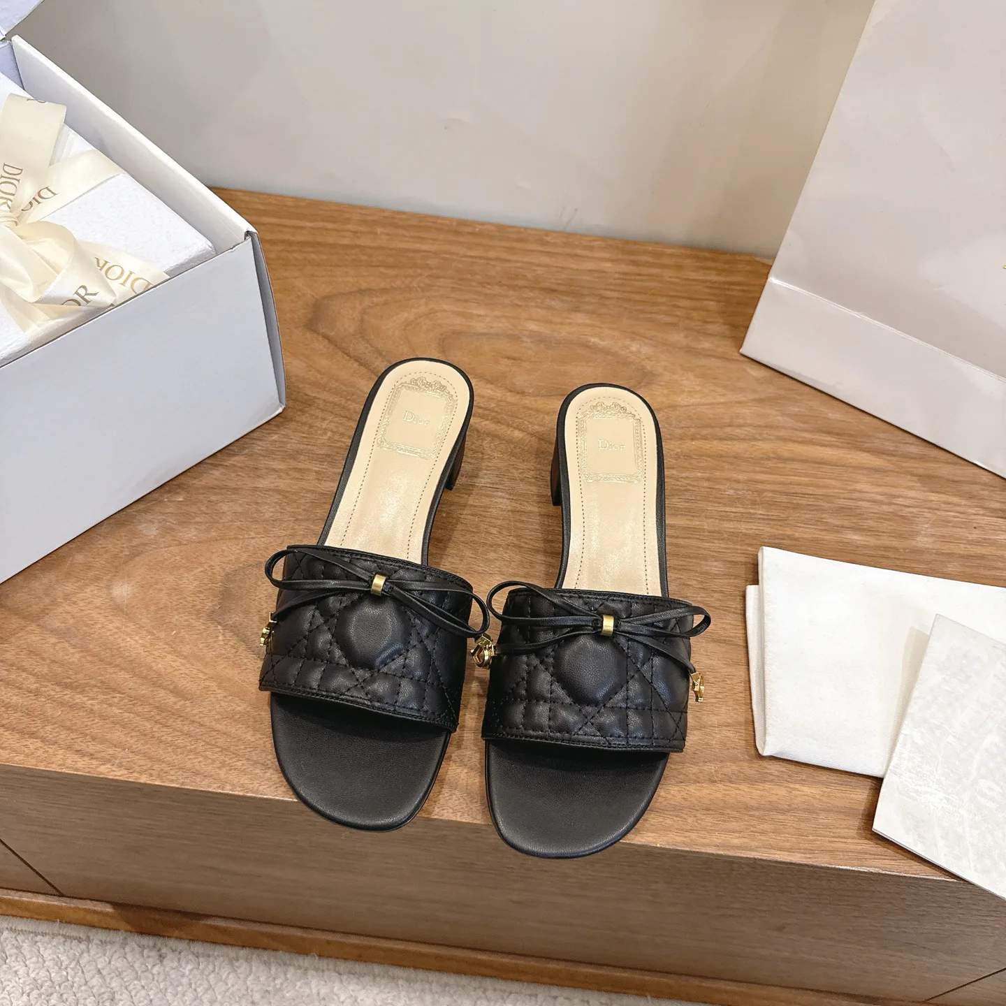 Босоножки Женские Christian Dior 13581838