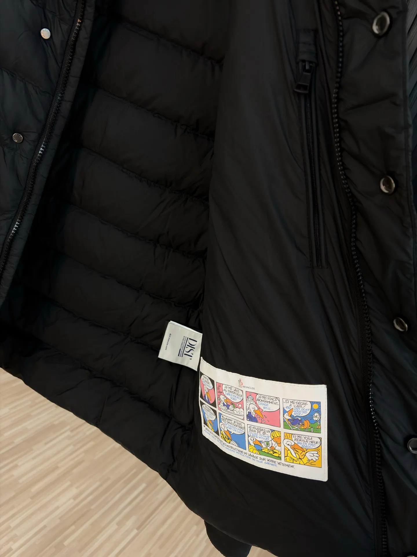 Куртки И Пуховики Мужские Moncler 18218454