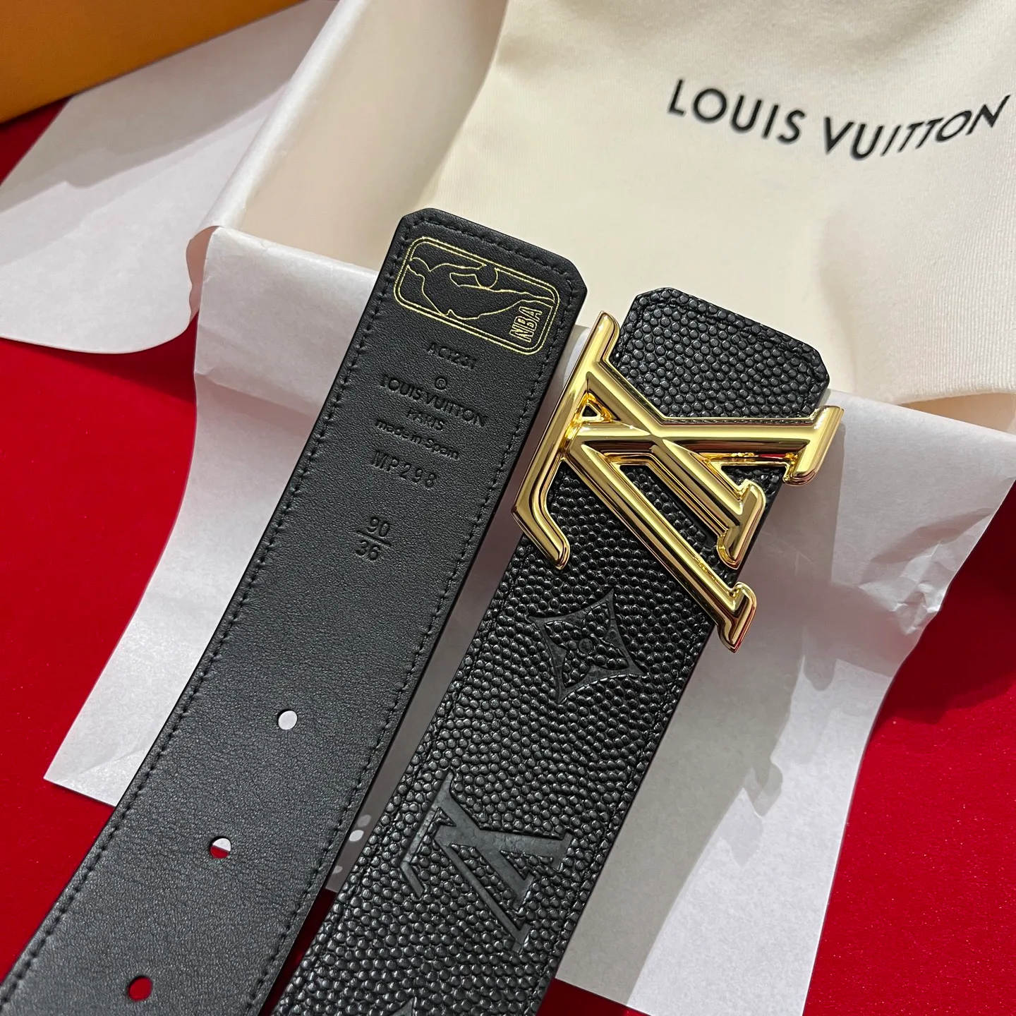 Ремни Louis Vuitton 17645345