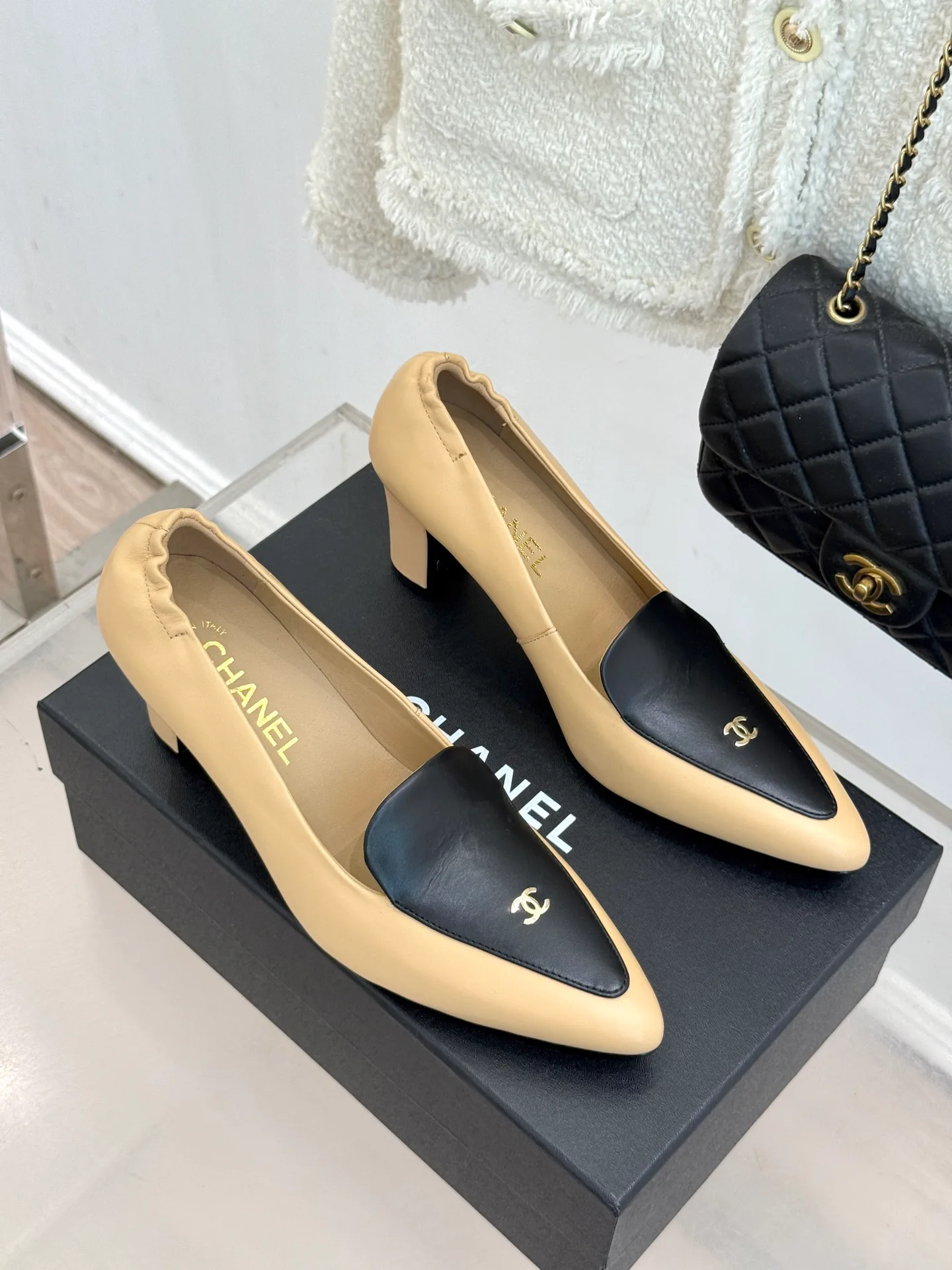 Туфли Женские Chanel 18154804