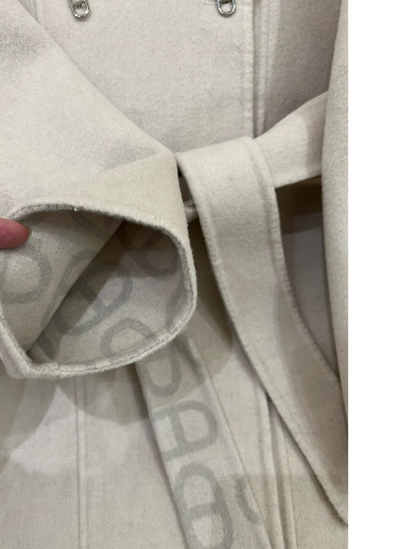 Пальто Женские Louis Vuitton 150125