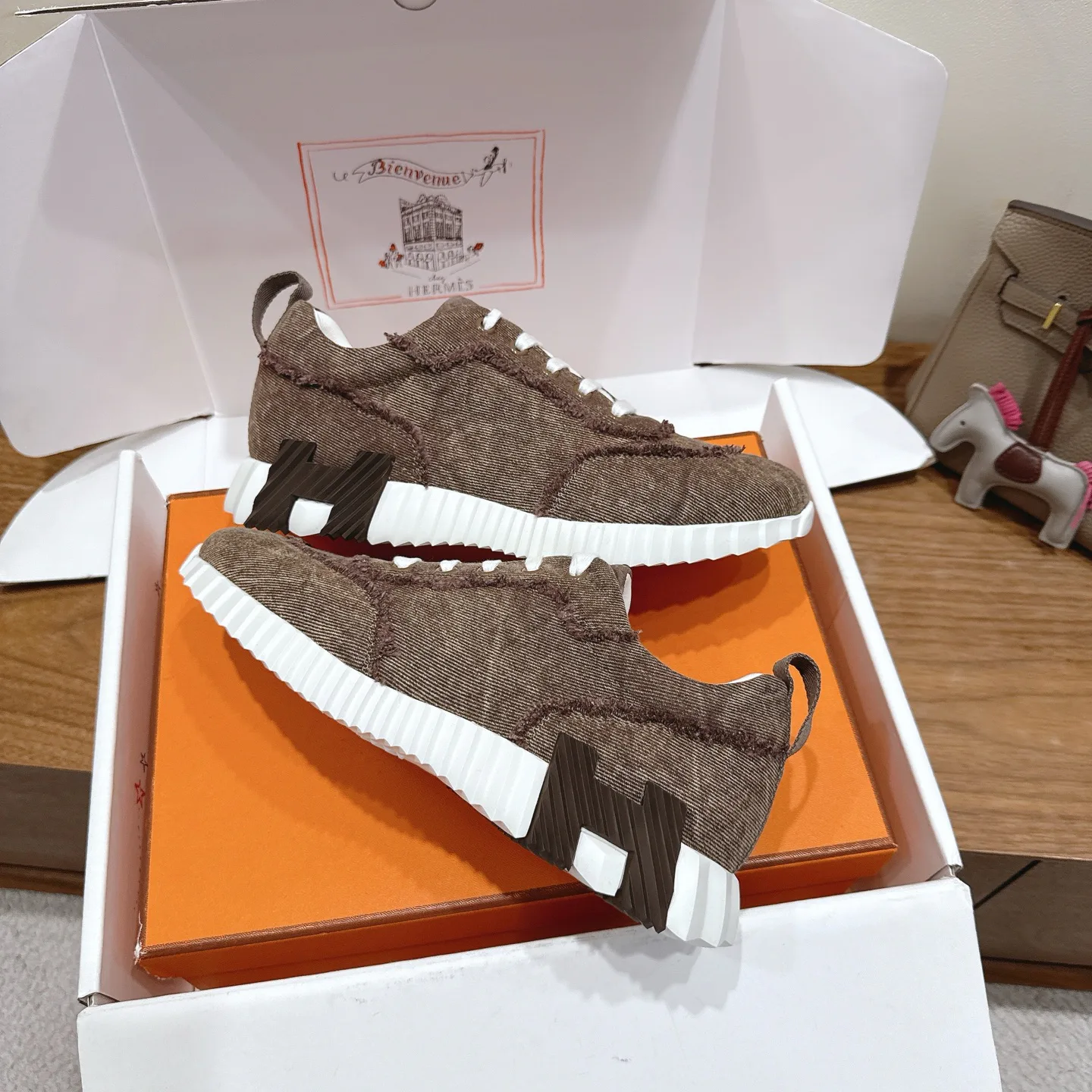 Кроссовки Женские Hermes 4214625