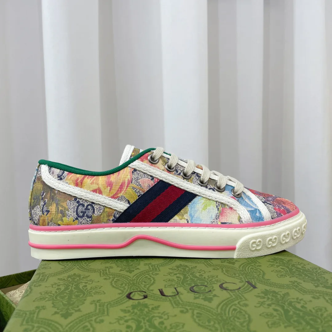 Кроссовки Женские Gucci 19691211