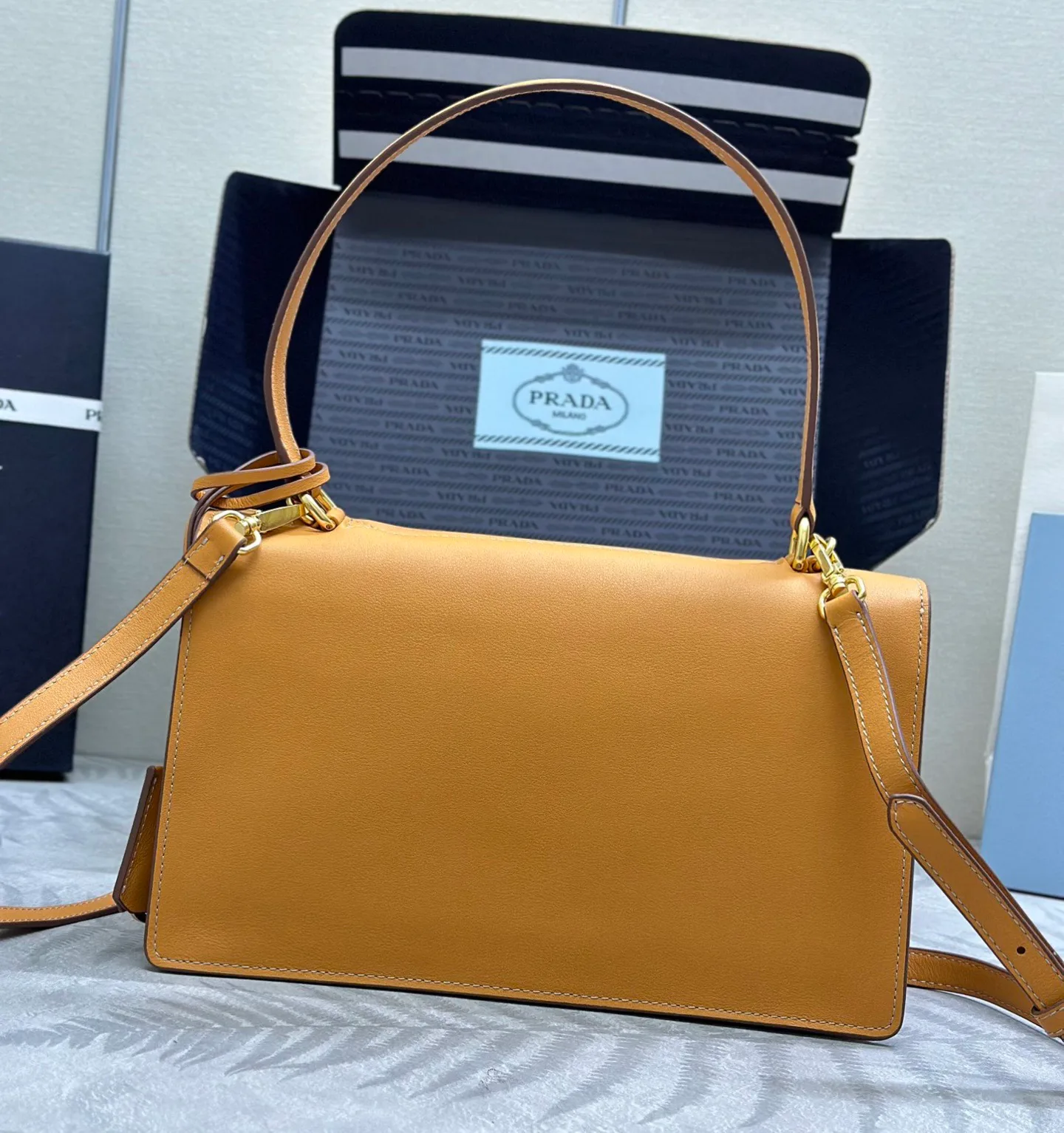 Сумки На Ремне Женские Prada 11462441