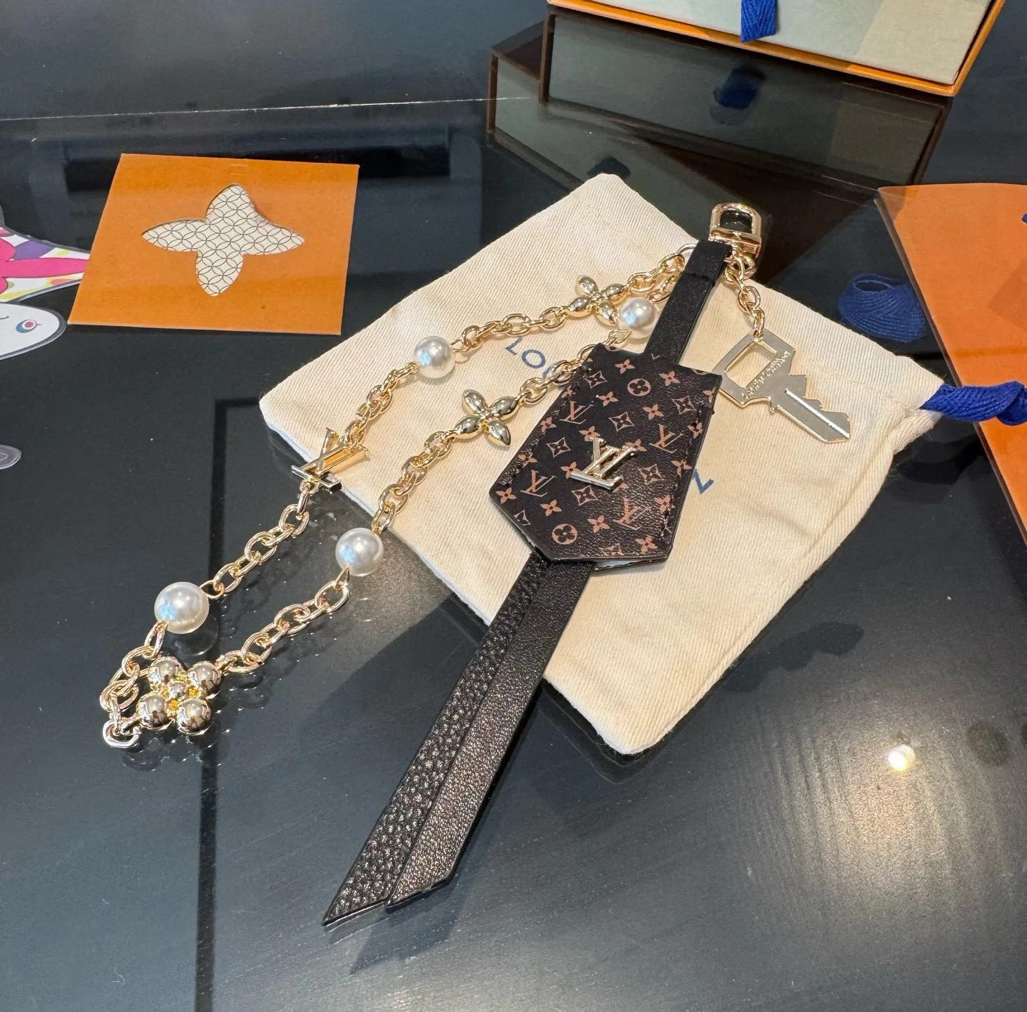 Ключницы Louis Vuitton 18013295