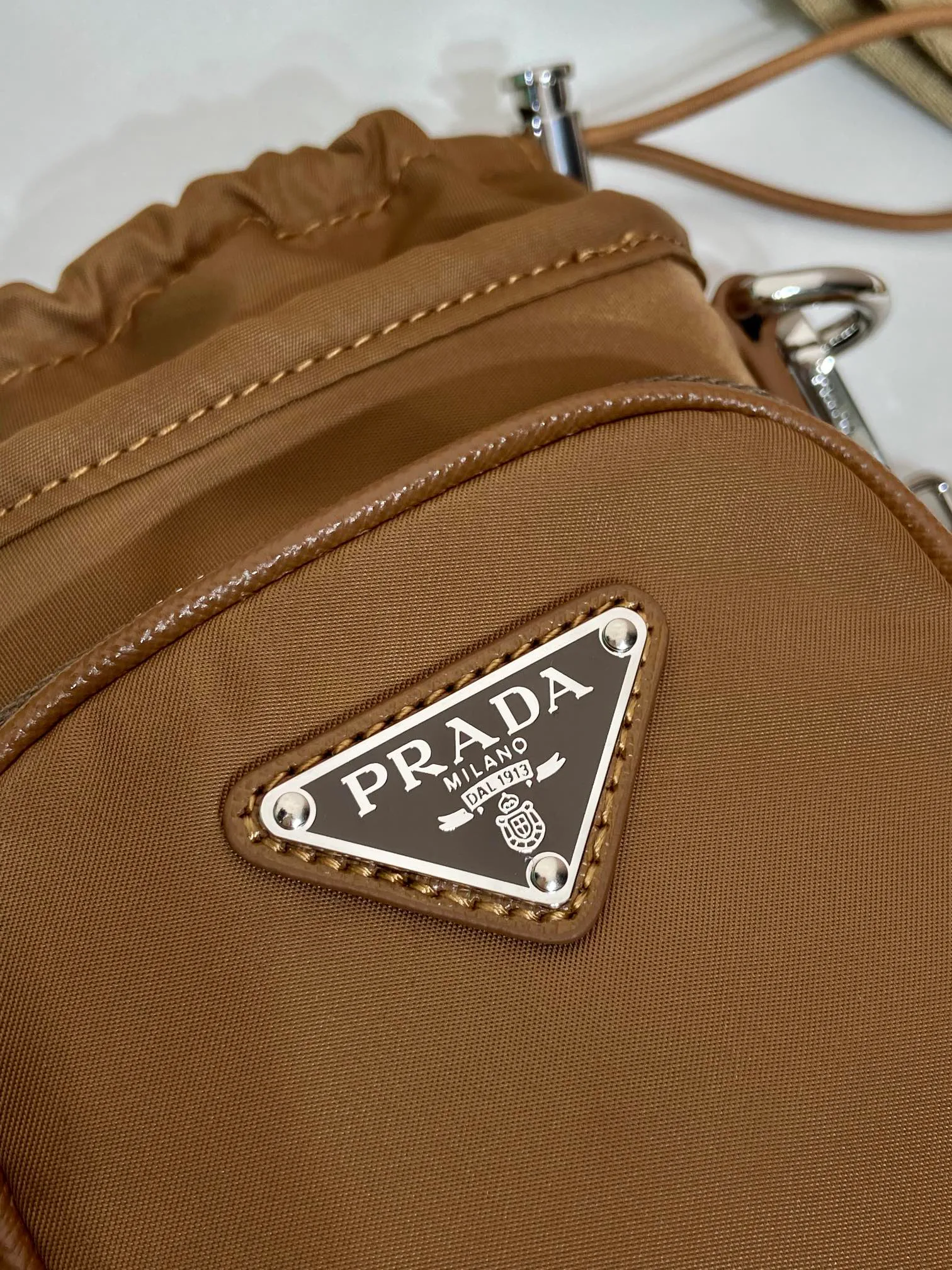 Сумки На Ремне Женские Prada 13410390