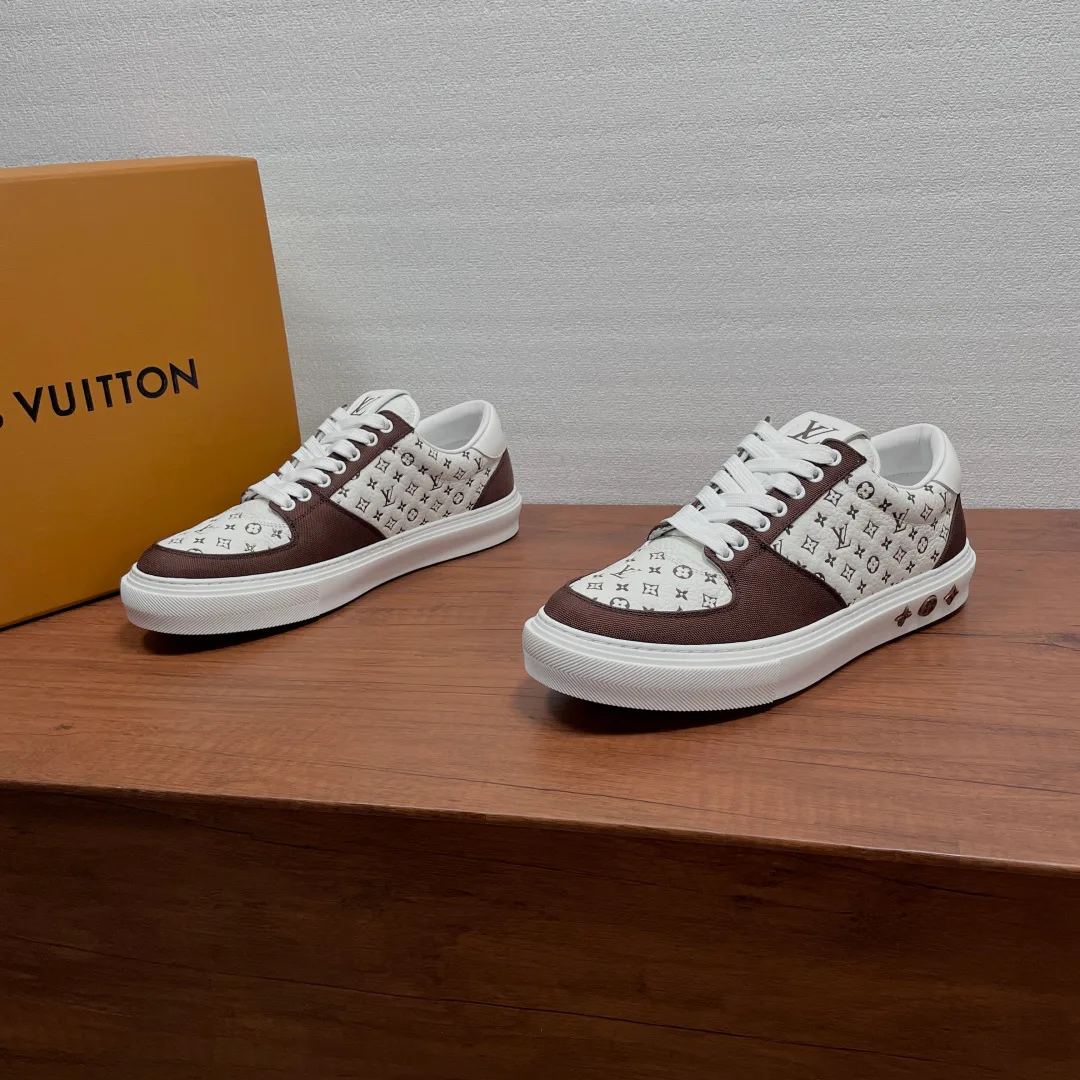 Кроссовки Мужские Louis Vuitton 18296787