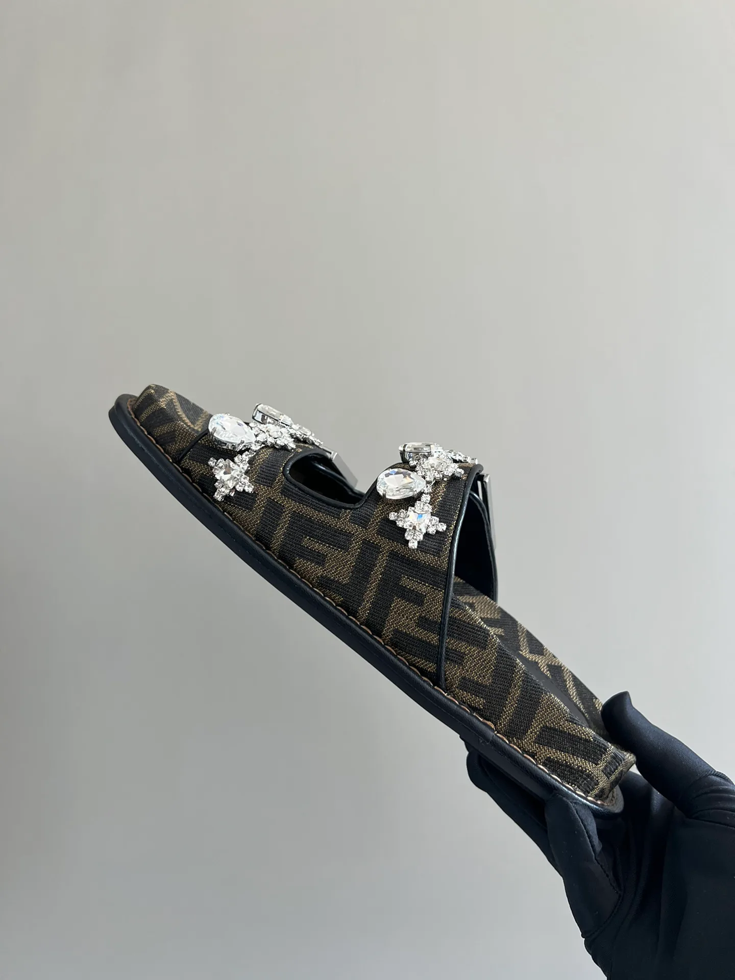 Шлепанцы Женские Fendi 5768