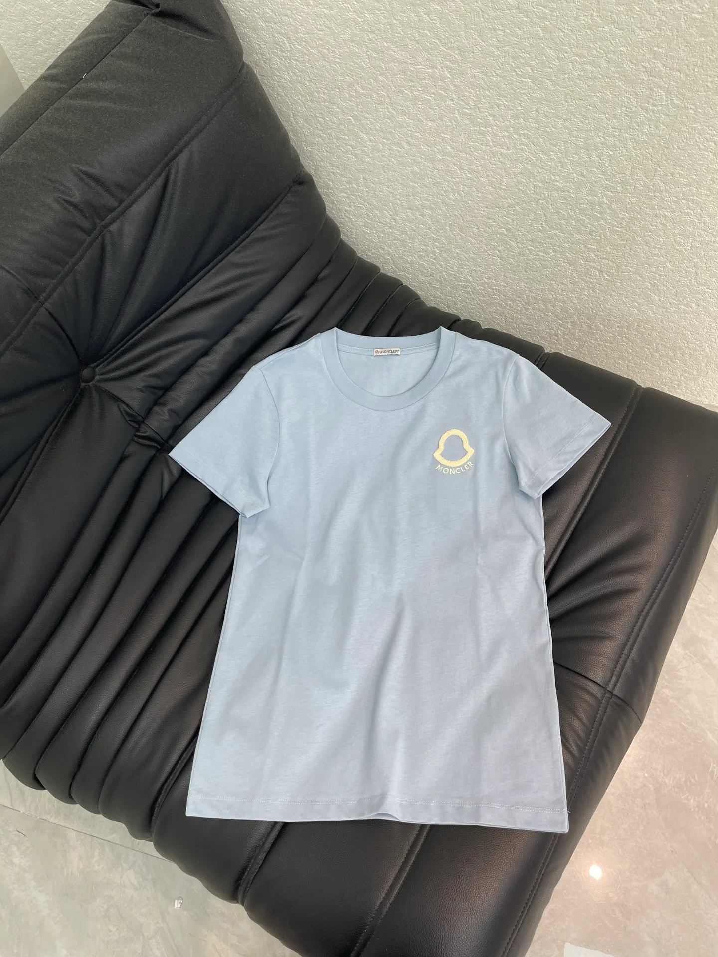 Футболки Женские Moncler 13416843