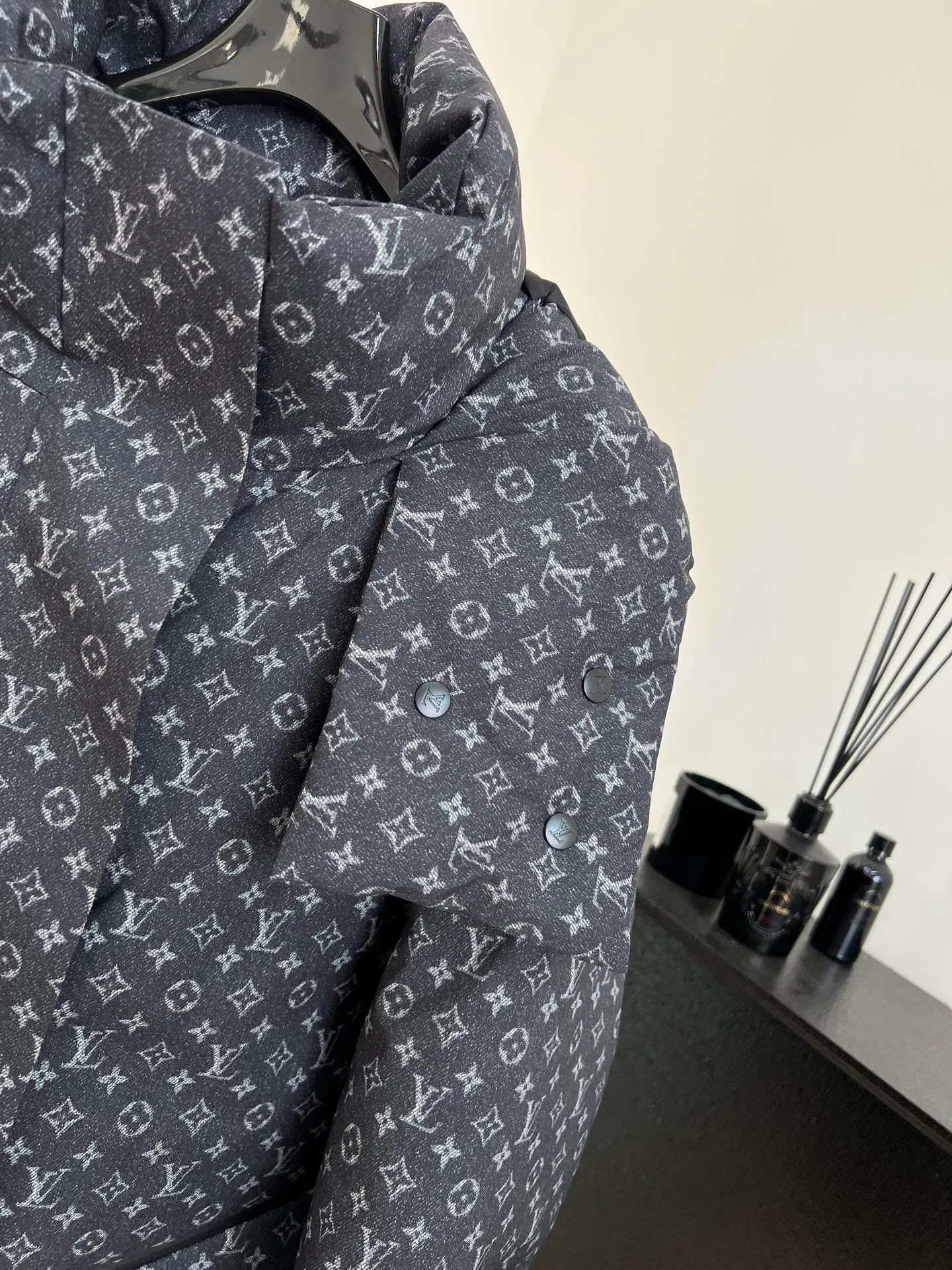 Куртки И Пуховики Женские Louis Vuitton 441416