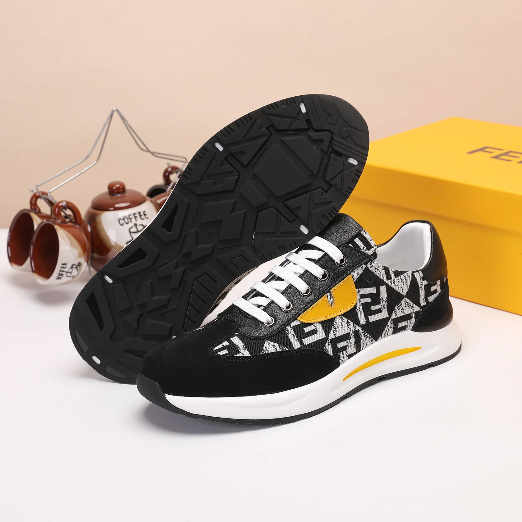 Кроссовки Мужские Fendi 1062423