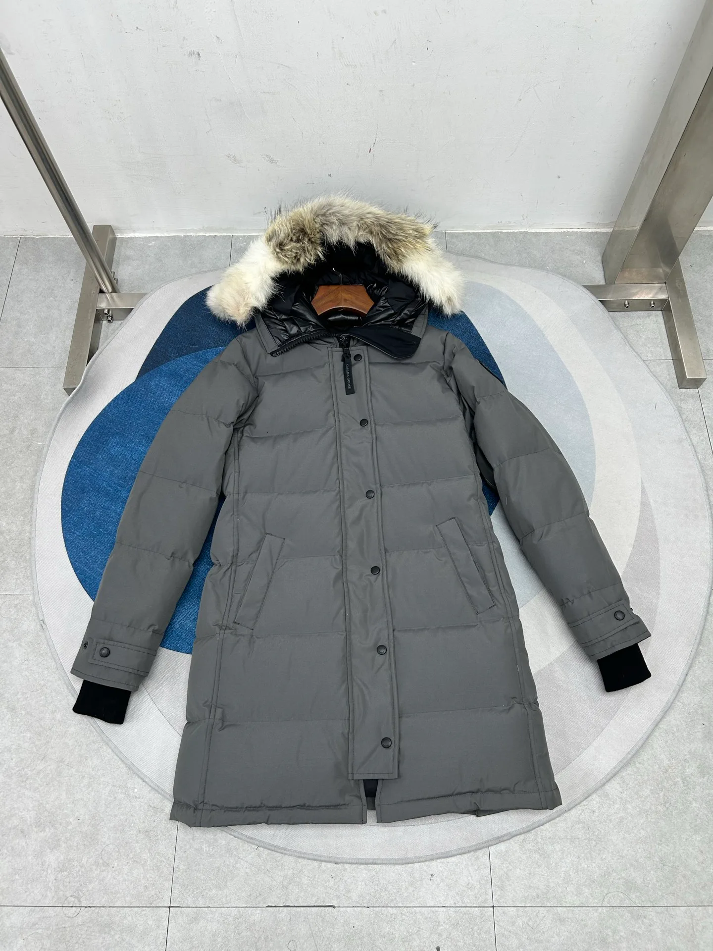 Куртки И Пуховики Женские Canada Goose 18188608