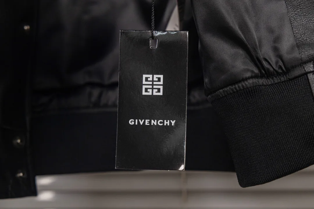 Куртки Женские Givenchy 215030