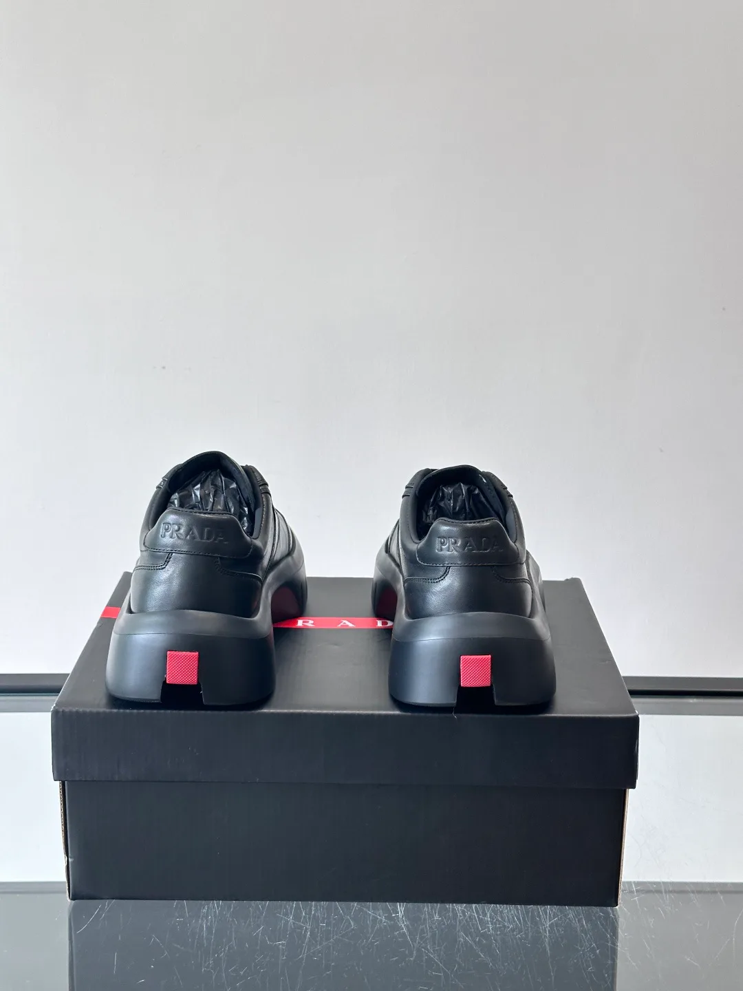 Кроссовки Мужские Prada 10822671