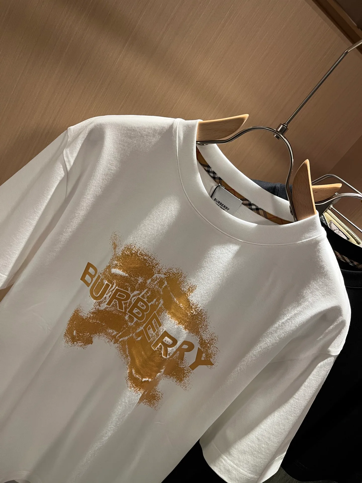 Футболки Женские Burberry 10242326