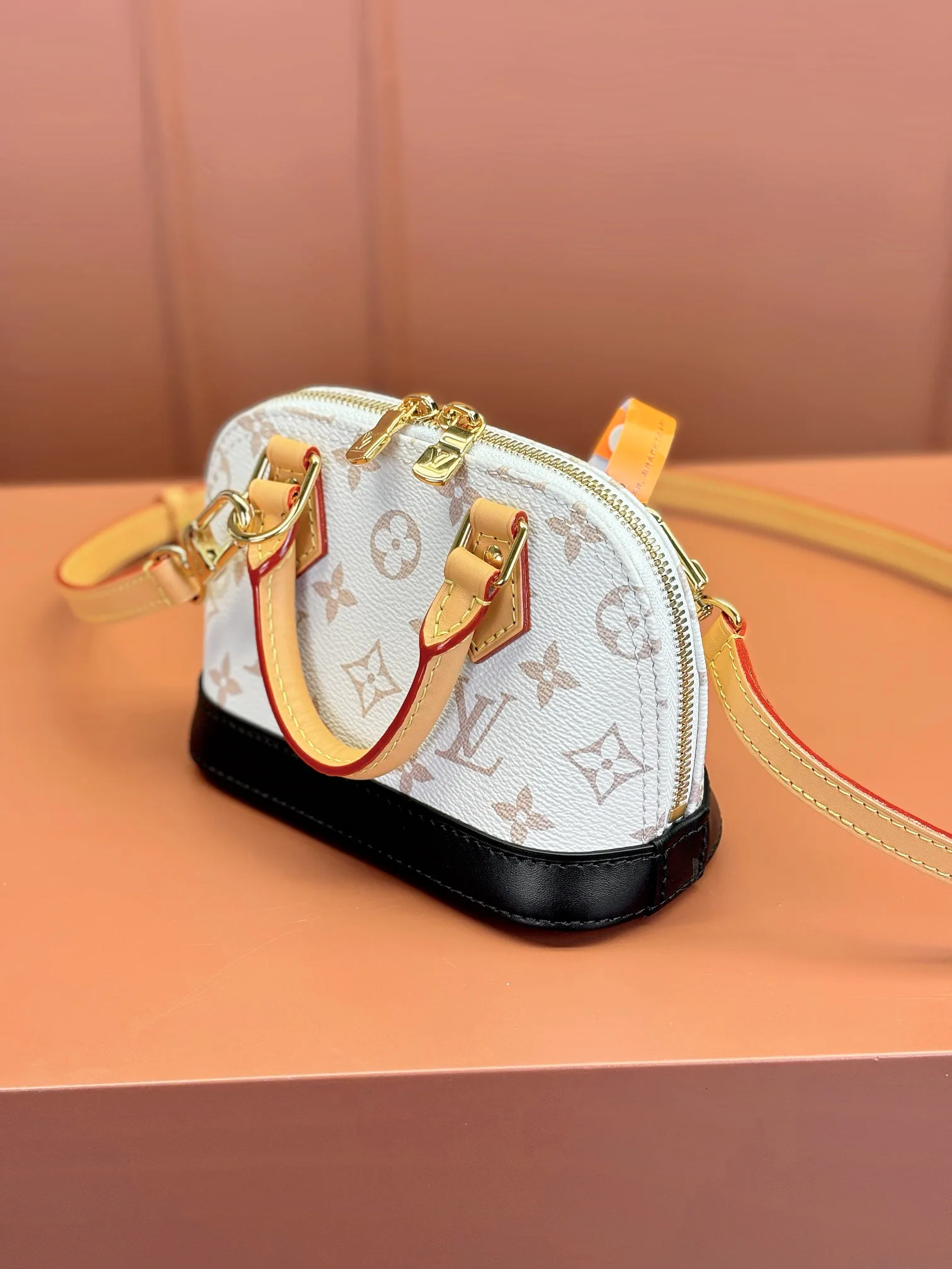 Классические Сумки Женские Louis Vuitton 12622374