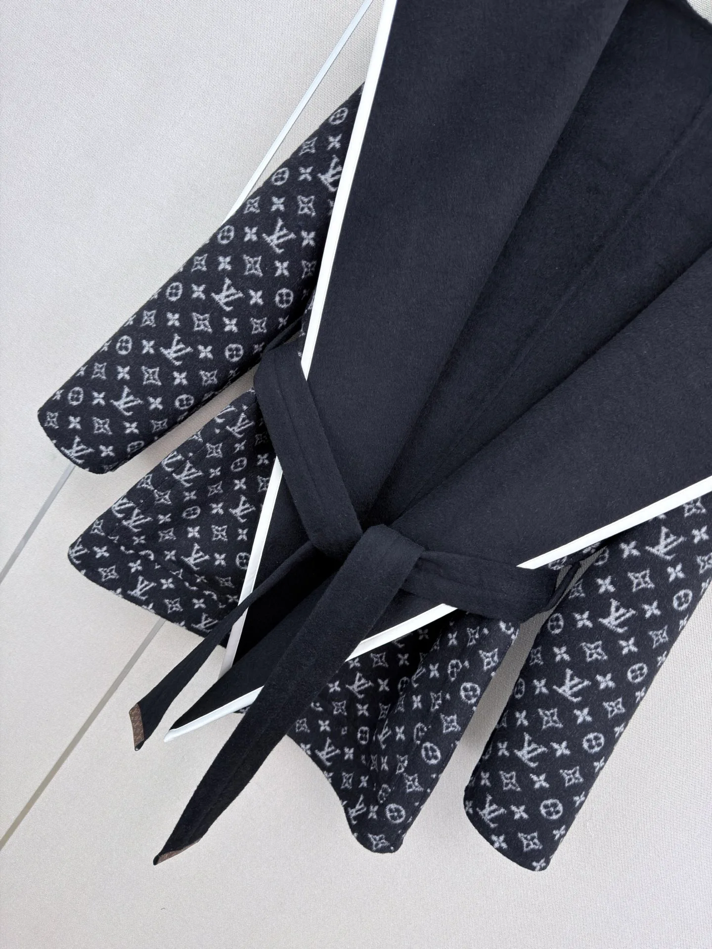 Пальто Женские Louis Vuitton 19550146