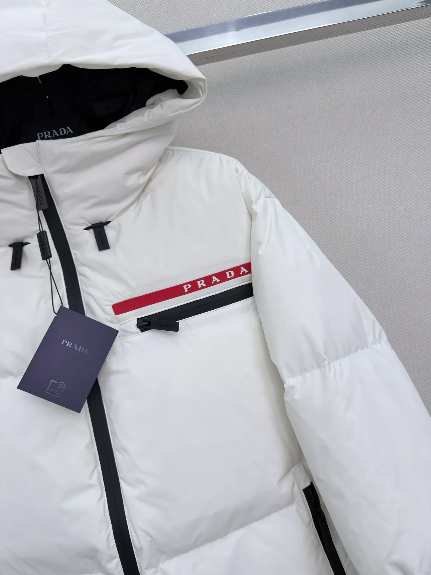 Куртки И Пуховики Женские Prada 18226287