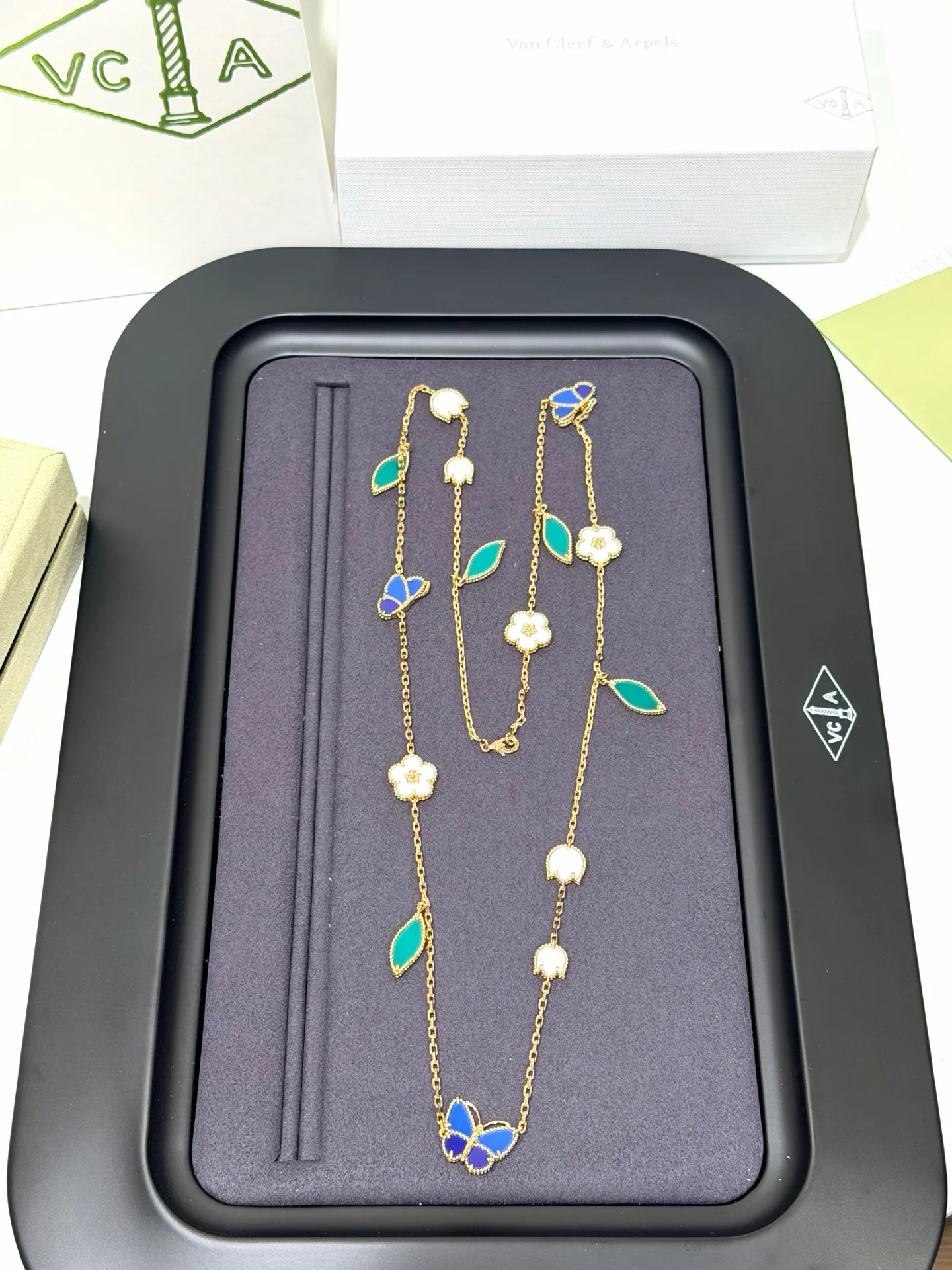 Бижутерия Van Cleef & Arpels 17858100