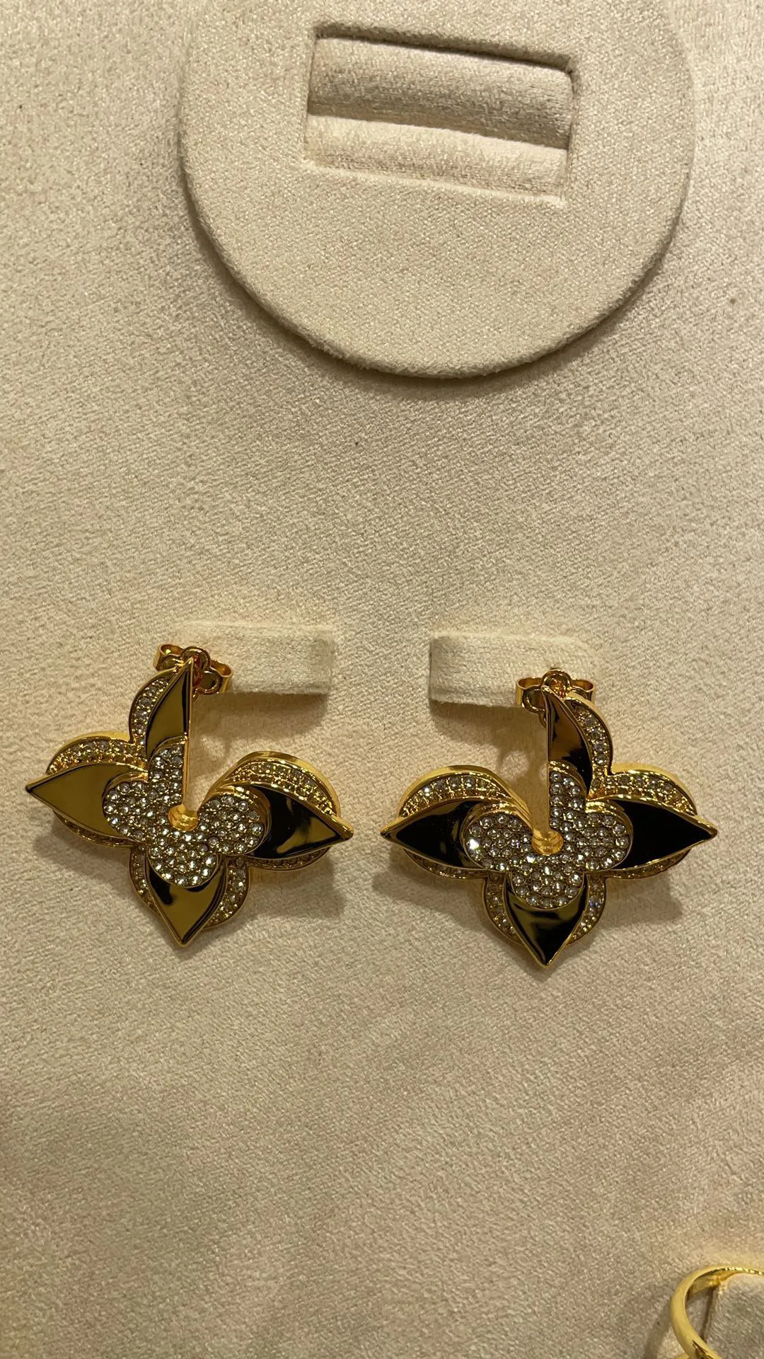 Бижутерия Louis Vuitton 17819349