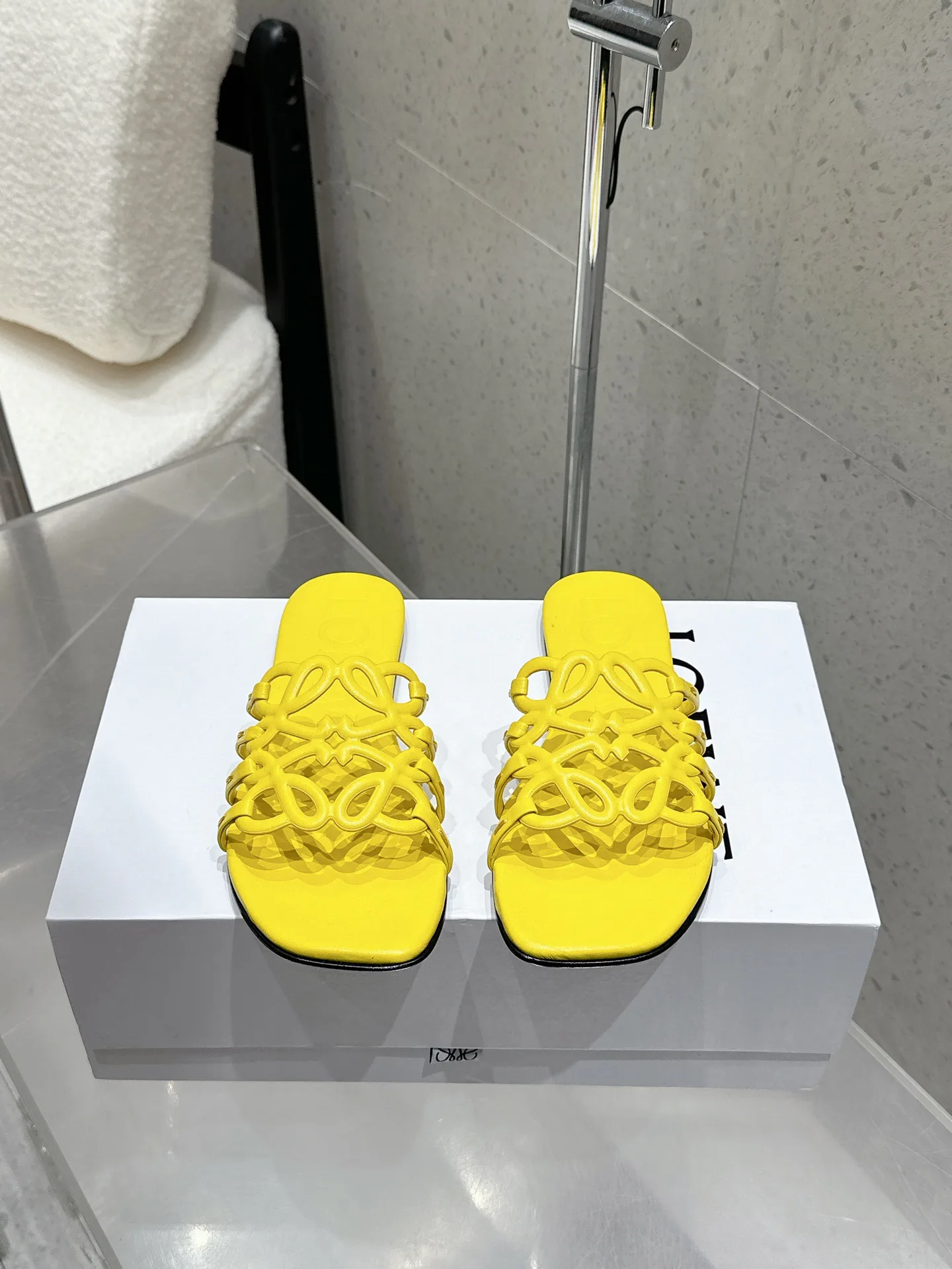 Шлепанцы Женские Loewe 492125